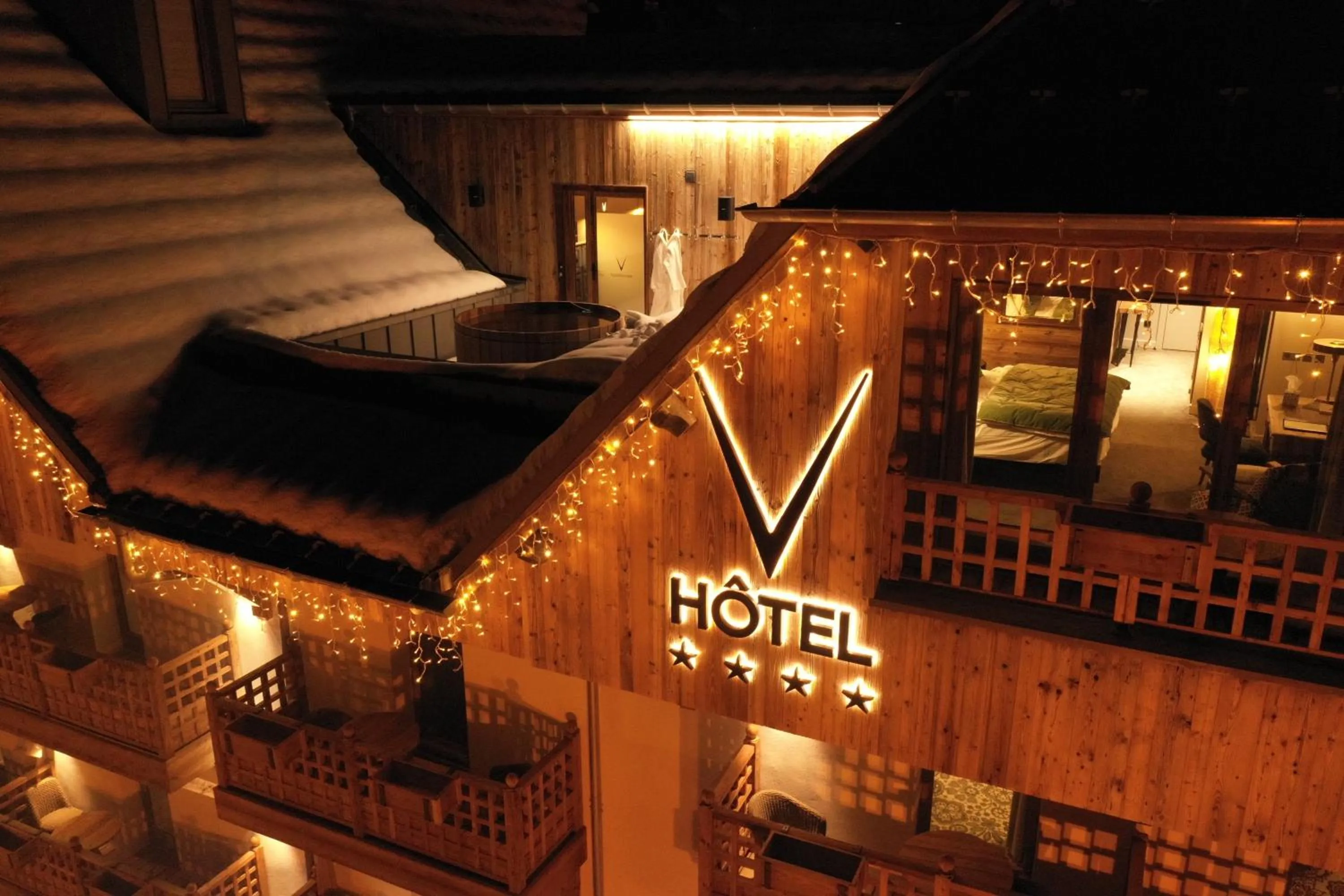 Property building in Hotel Le V de Vaujany