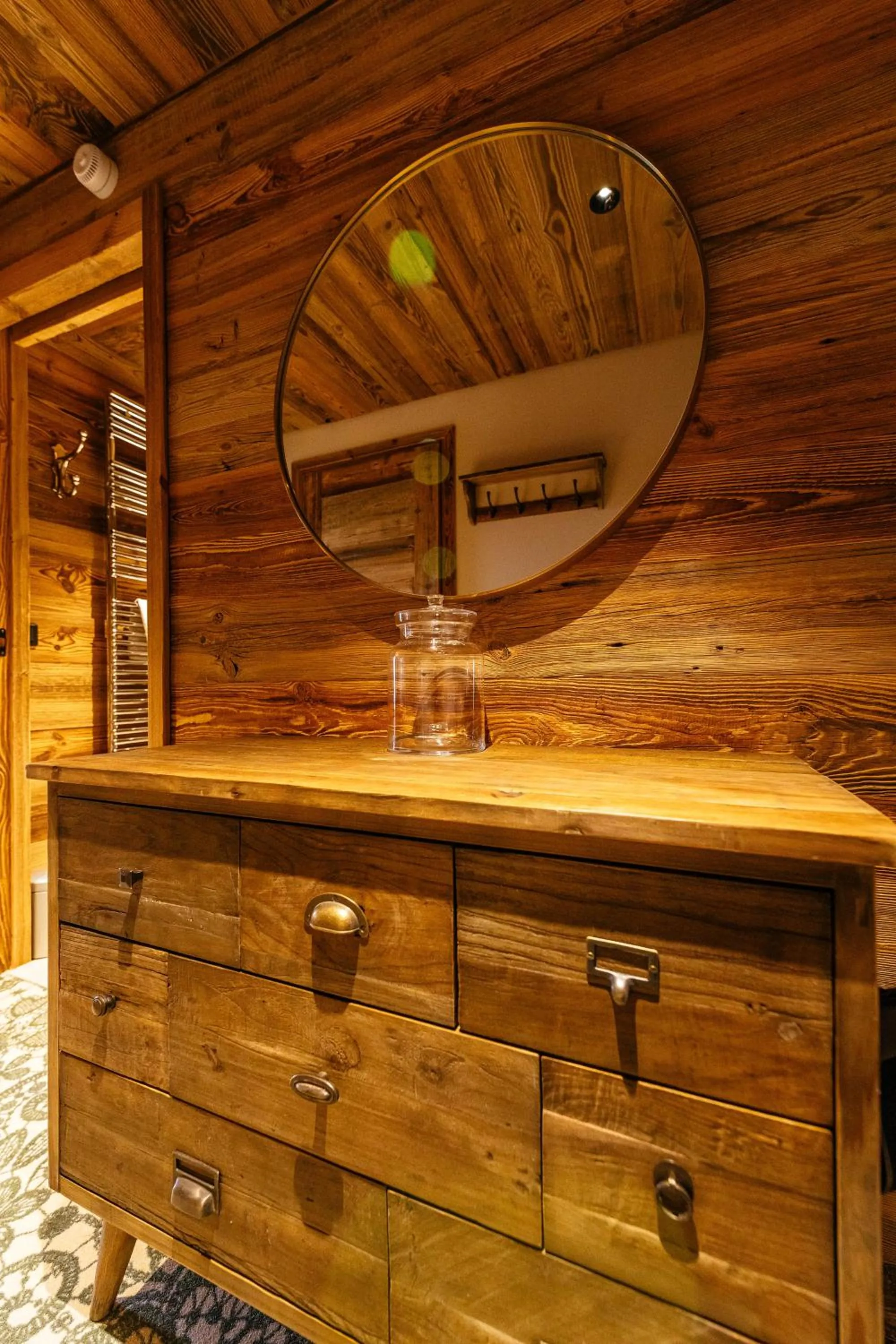 Decorative detail in Hotel Le V de Vaujany