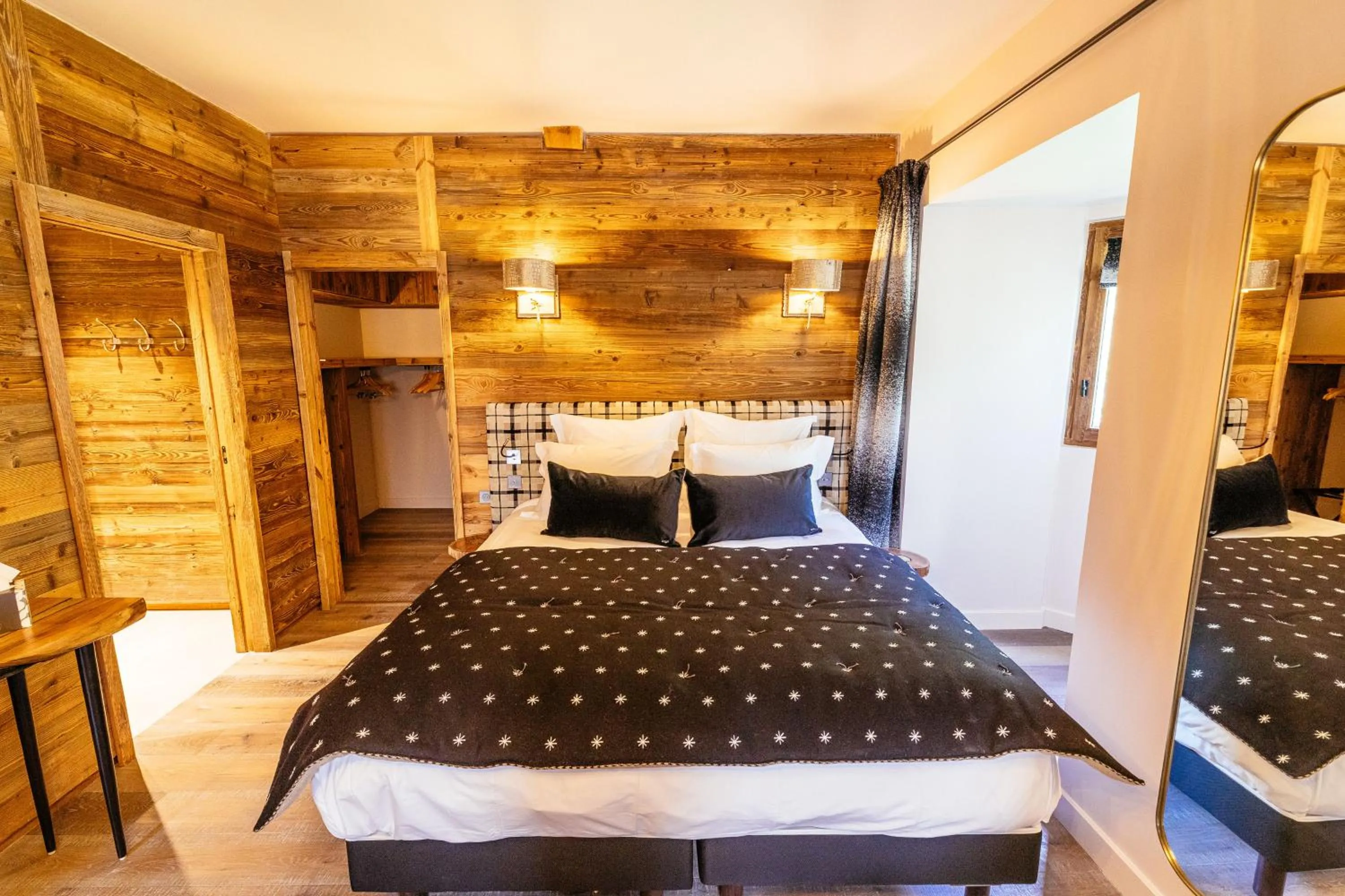 Bed in Hotel Le V de Vaujany