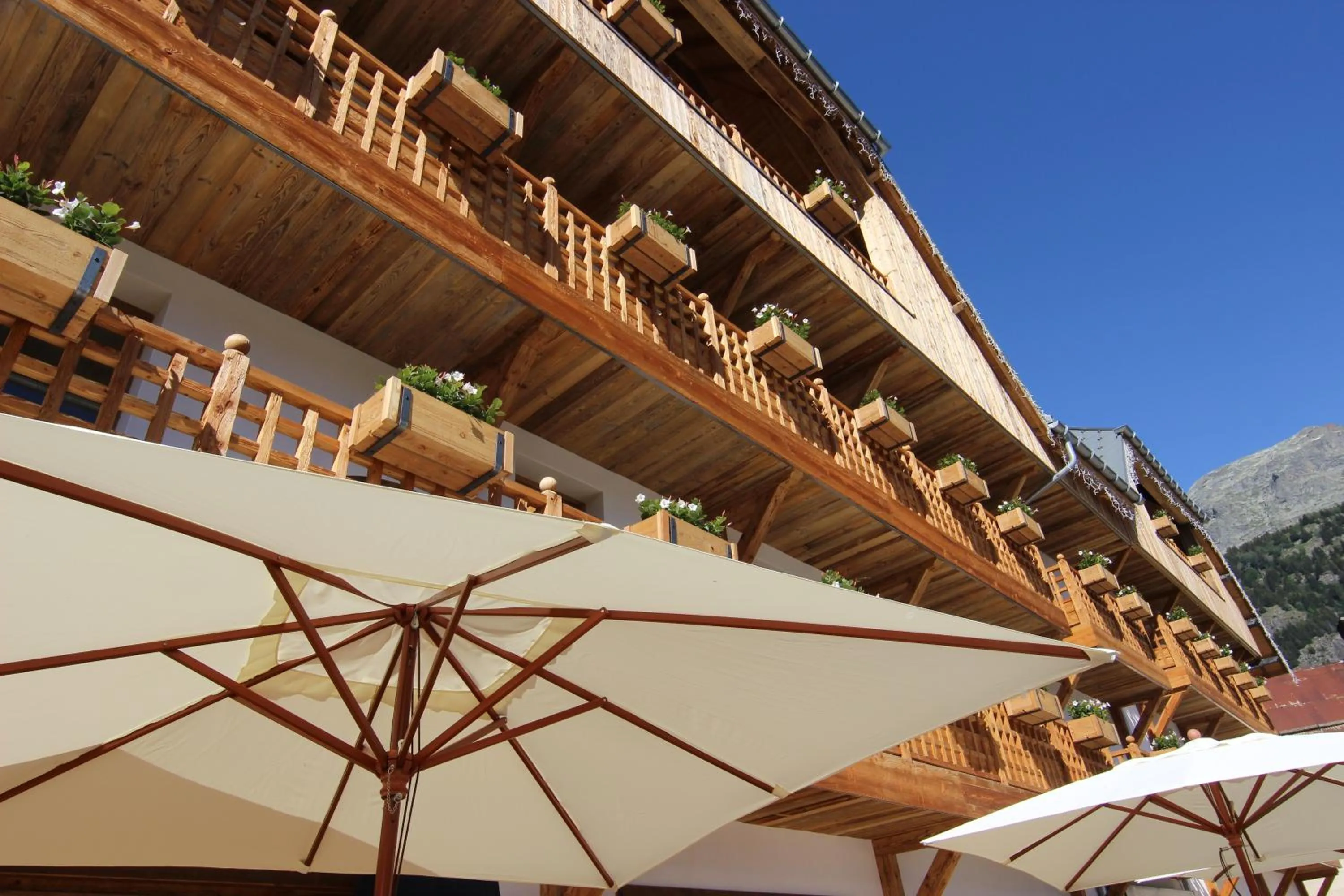 Property building in Hotel Le V de Vaujany