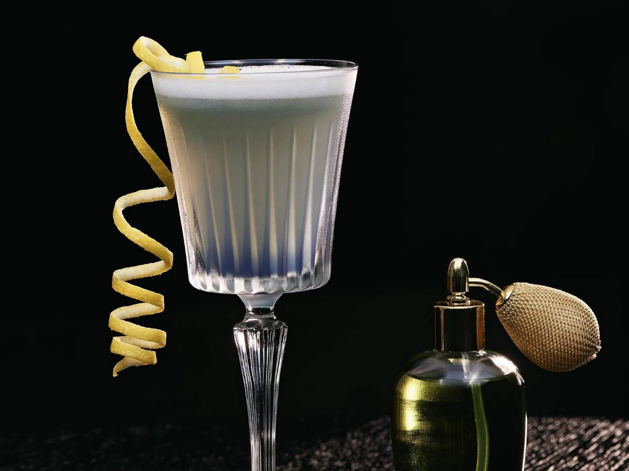 Lounge or bar in Pullman Cologne