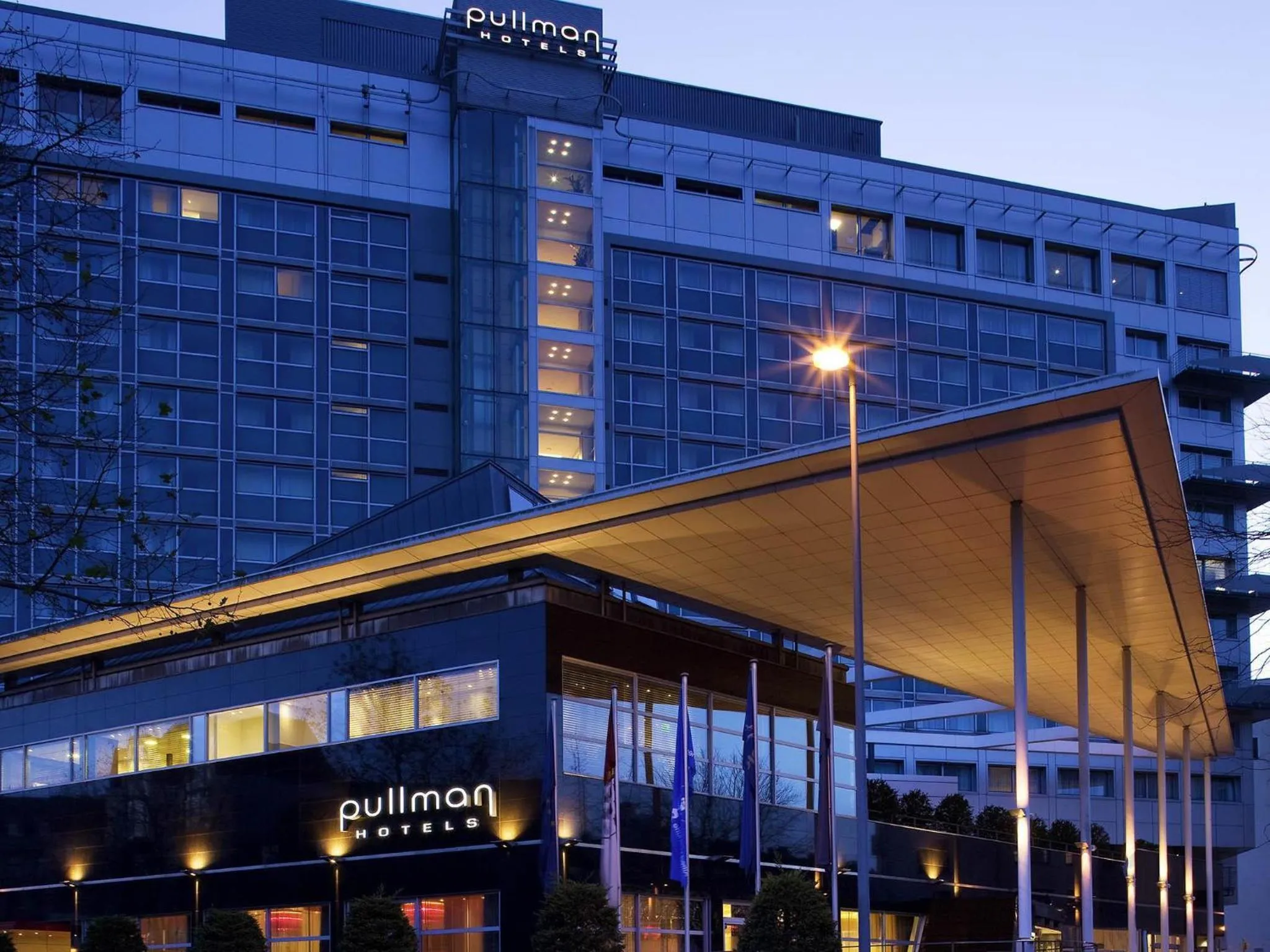 Property building in Pullman Cologne