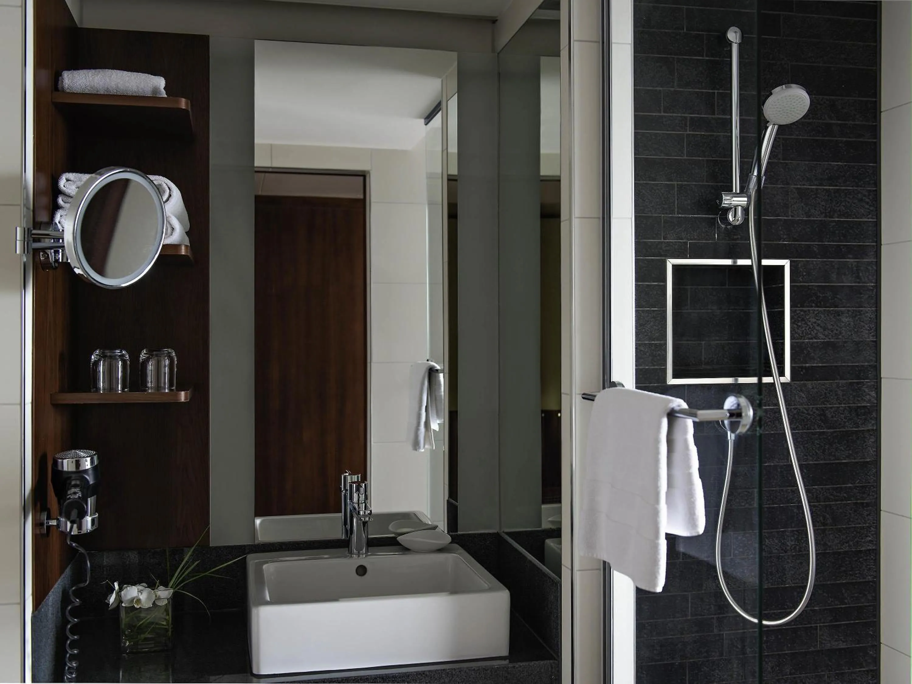 Bedroom in Pullman Cologne