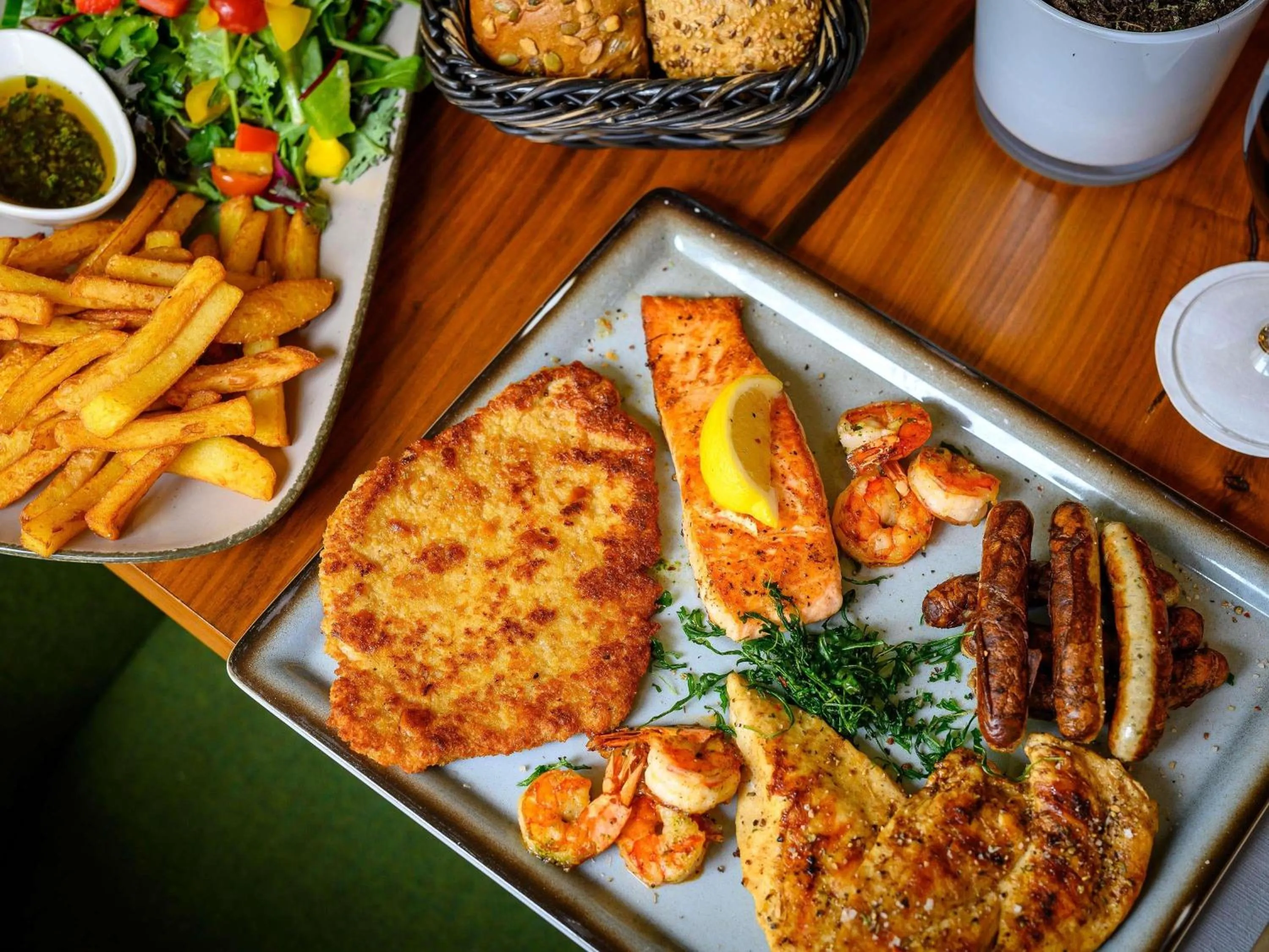 Restaurant/places to eat in Novotel Nürnberg am Messezentrum