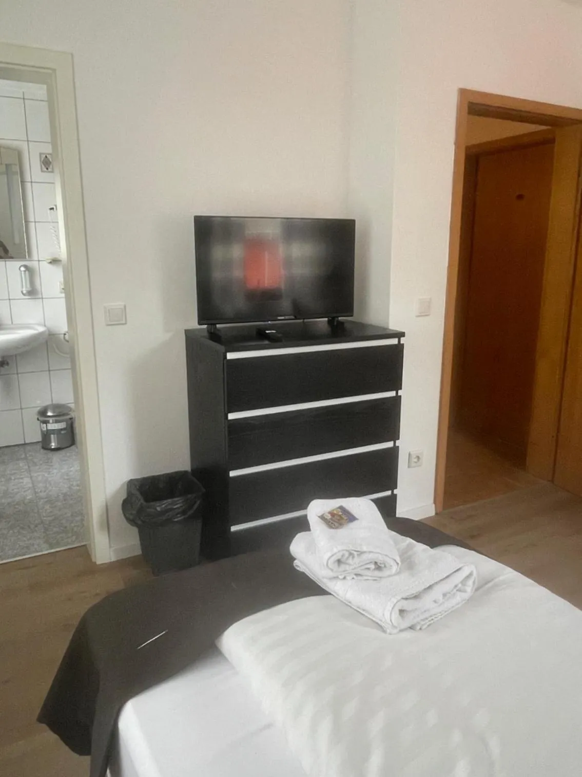 Photo of the whole room, Bed in Hotel Schäfer