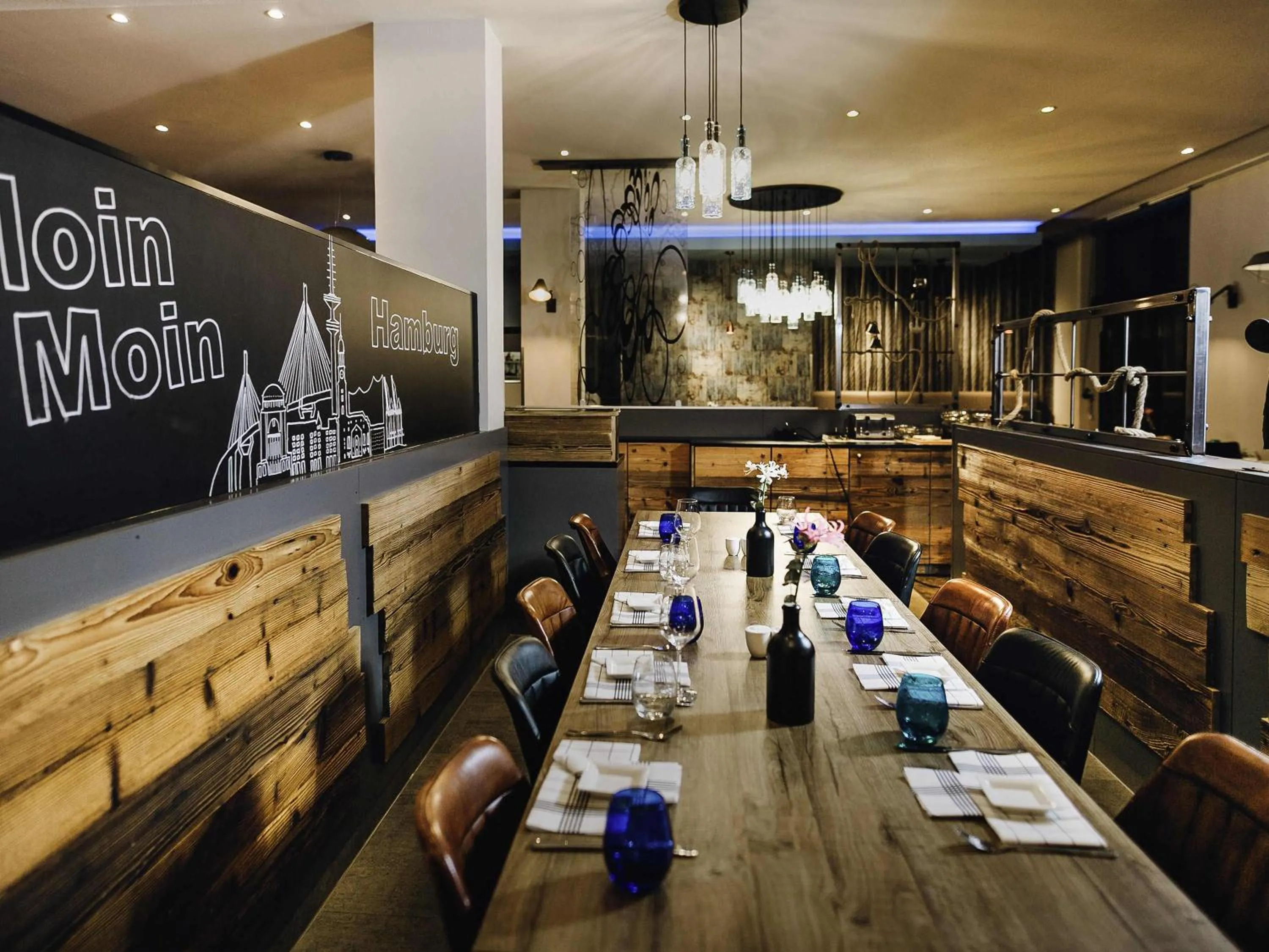 Restaurant/places to eat in Mercure Hotel Hamburg City