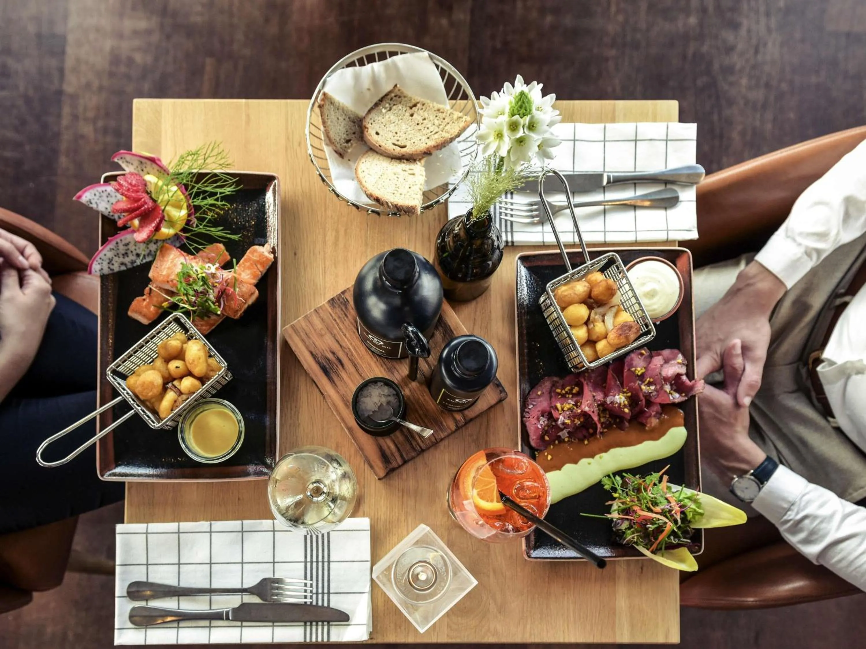 Restaurant/places to eat in Mercure Hotel Hamburg City