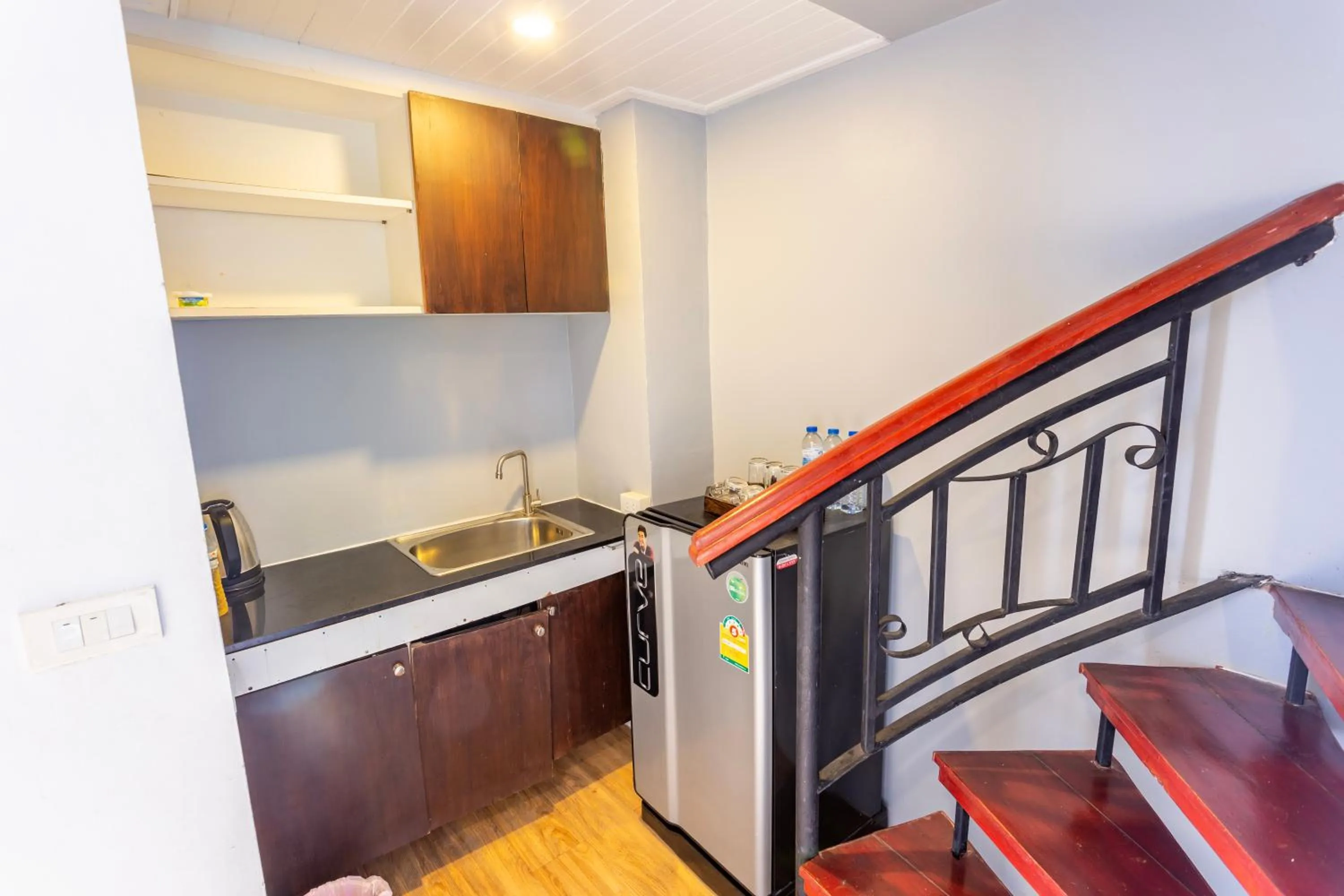 Kitchen or kitchenette in The Train Resort