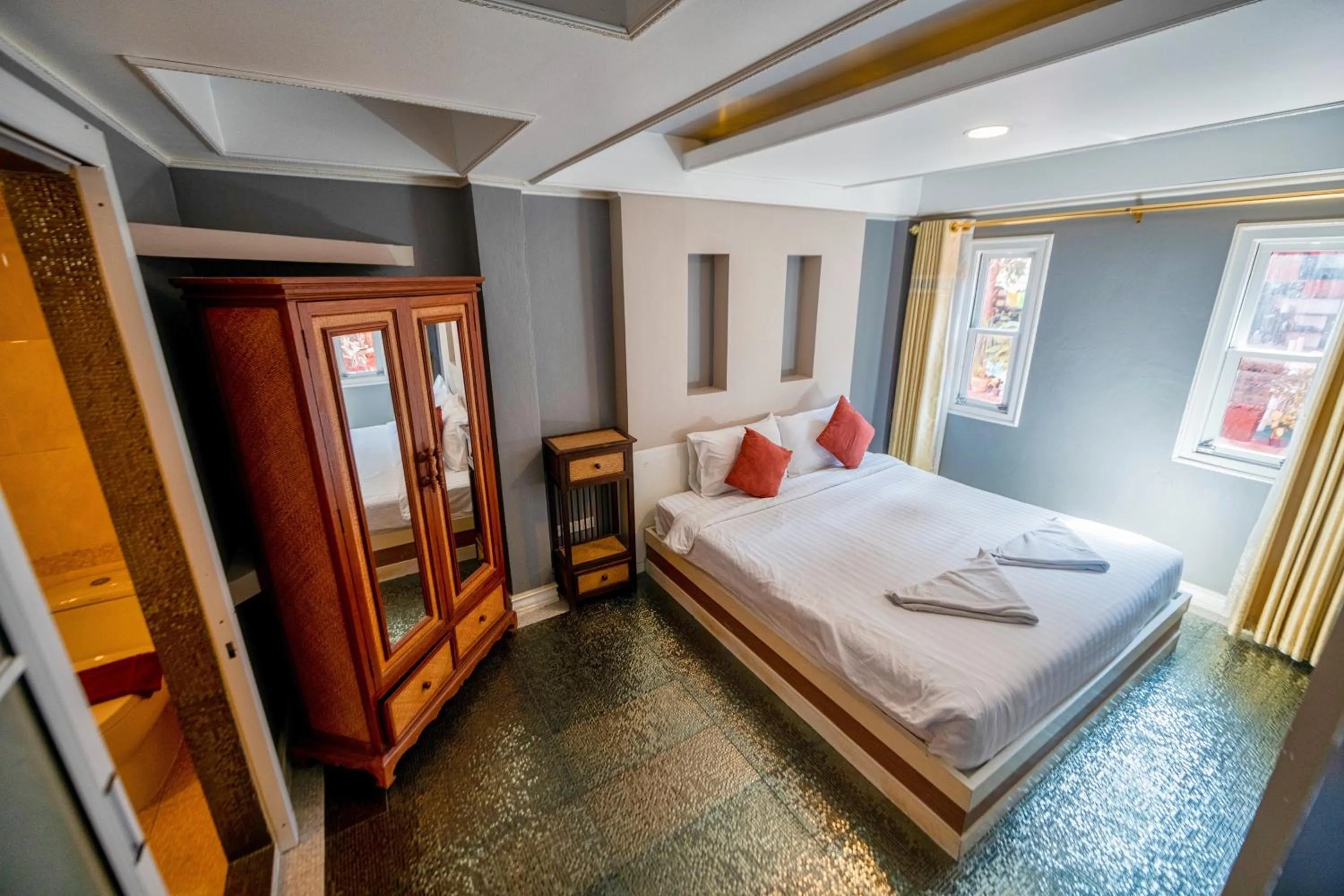 Photo of the whole room, Bed in The Train Resort