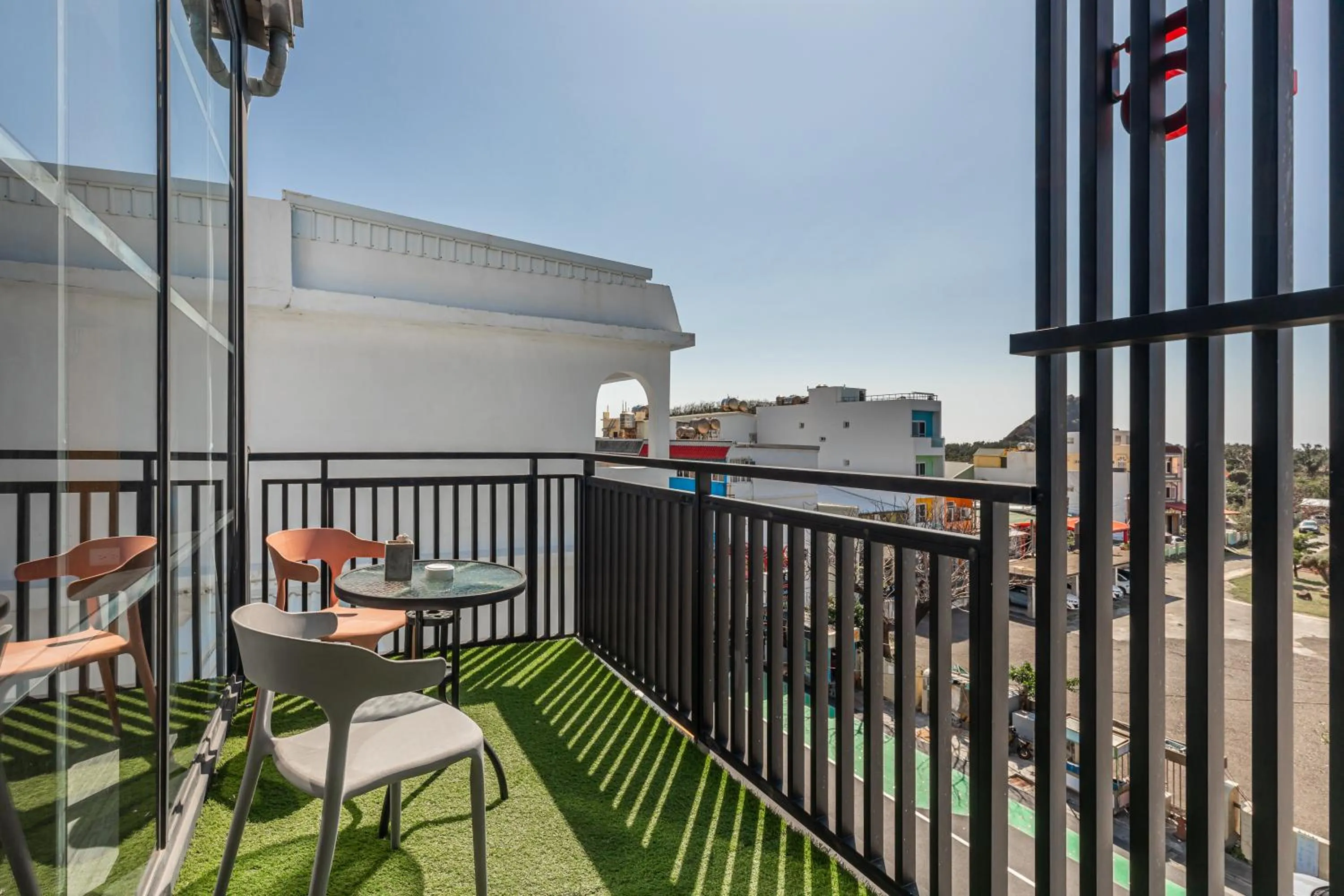 Balcony/Terrace in 35.5 Inn