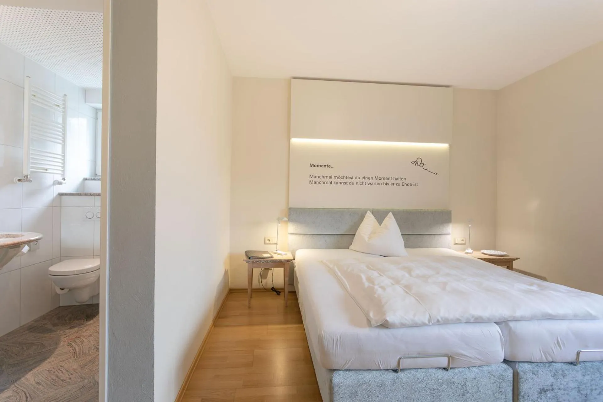 Photo of the whole room, Bed in Hotel im Auerbachtal