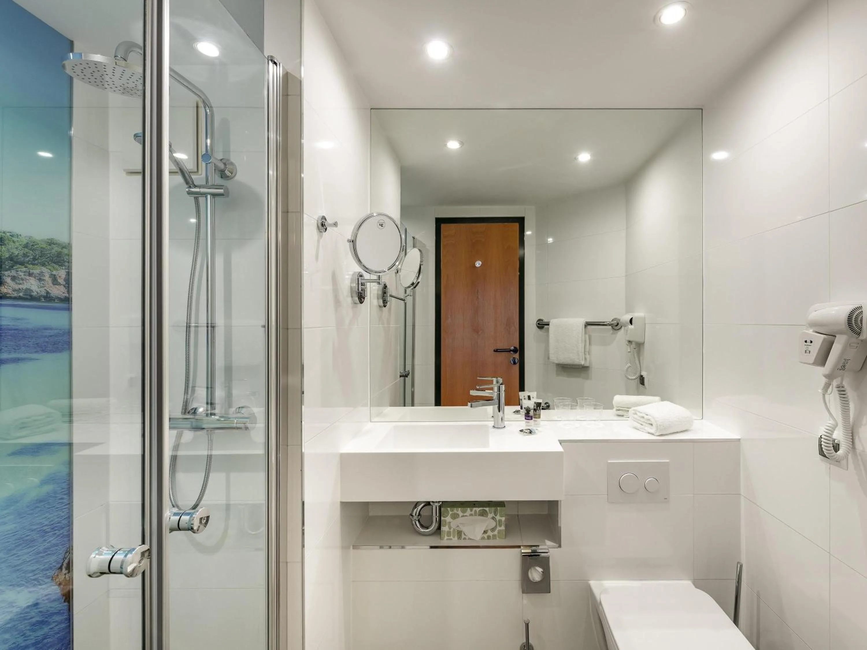 Bedroom in Mercure Hotel Düsseldorf Ratingen