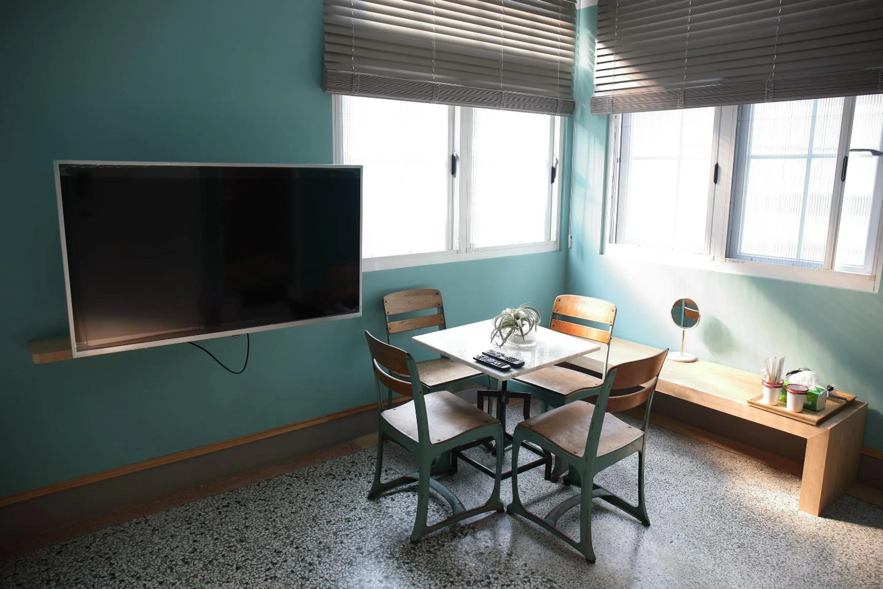 Communal lounge/ TV room in Spring Guest House