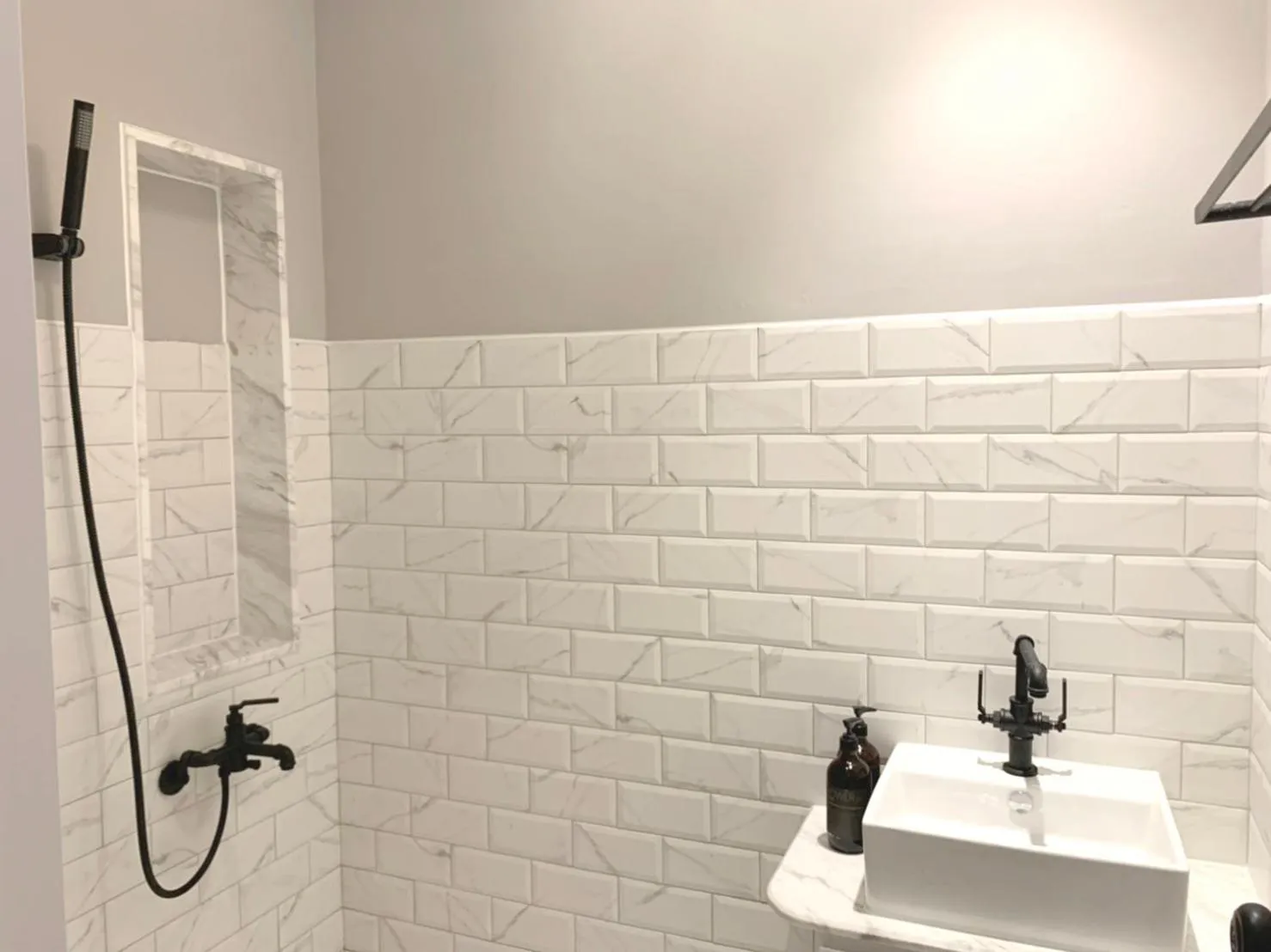 Bathroom in Spring Guest House