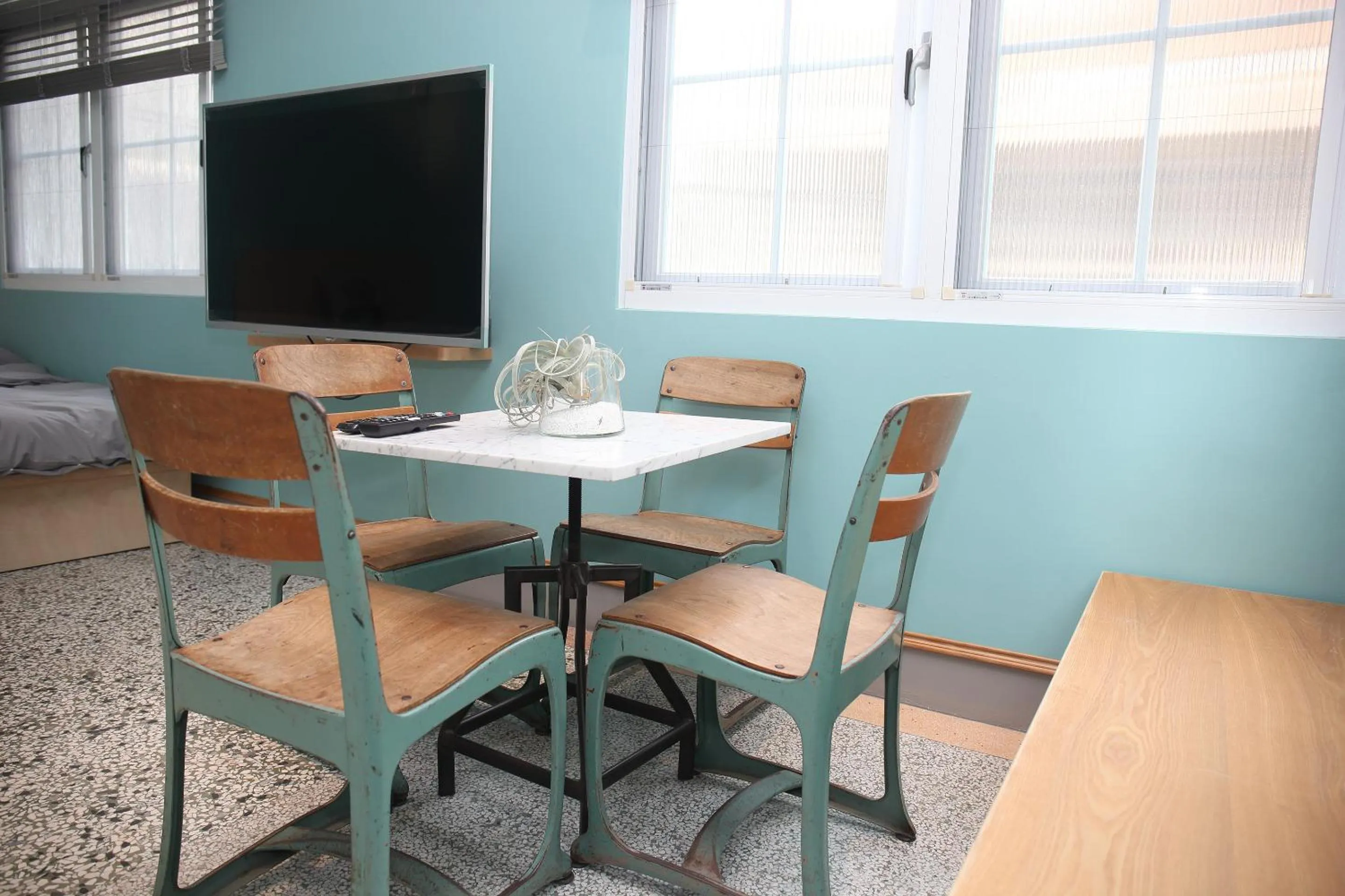 TV and multimedia in Spring Guest House