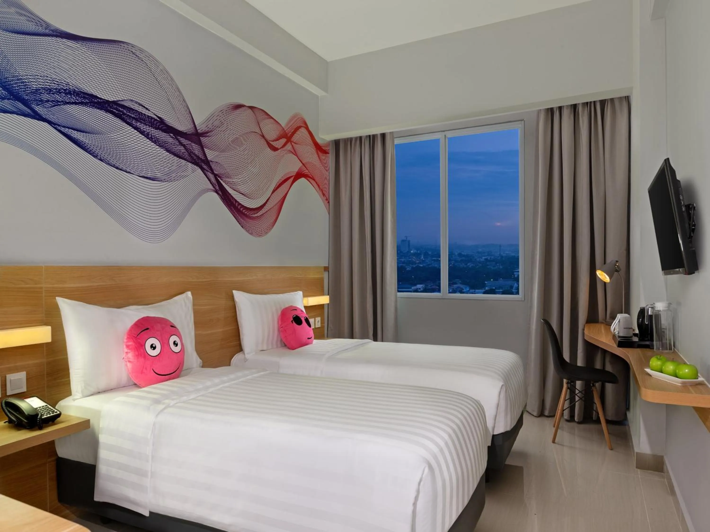 Bedroom, Bed in favehotel Karawang
