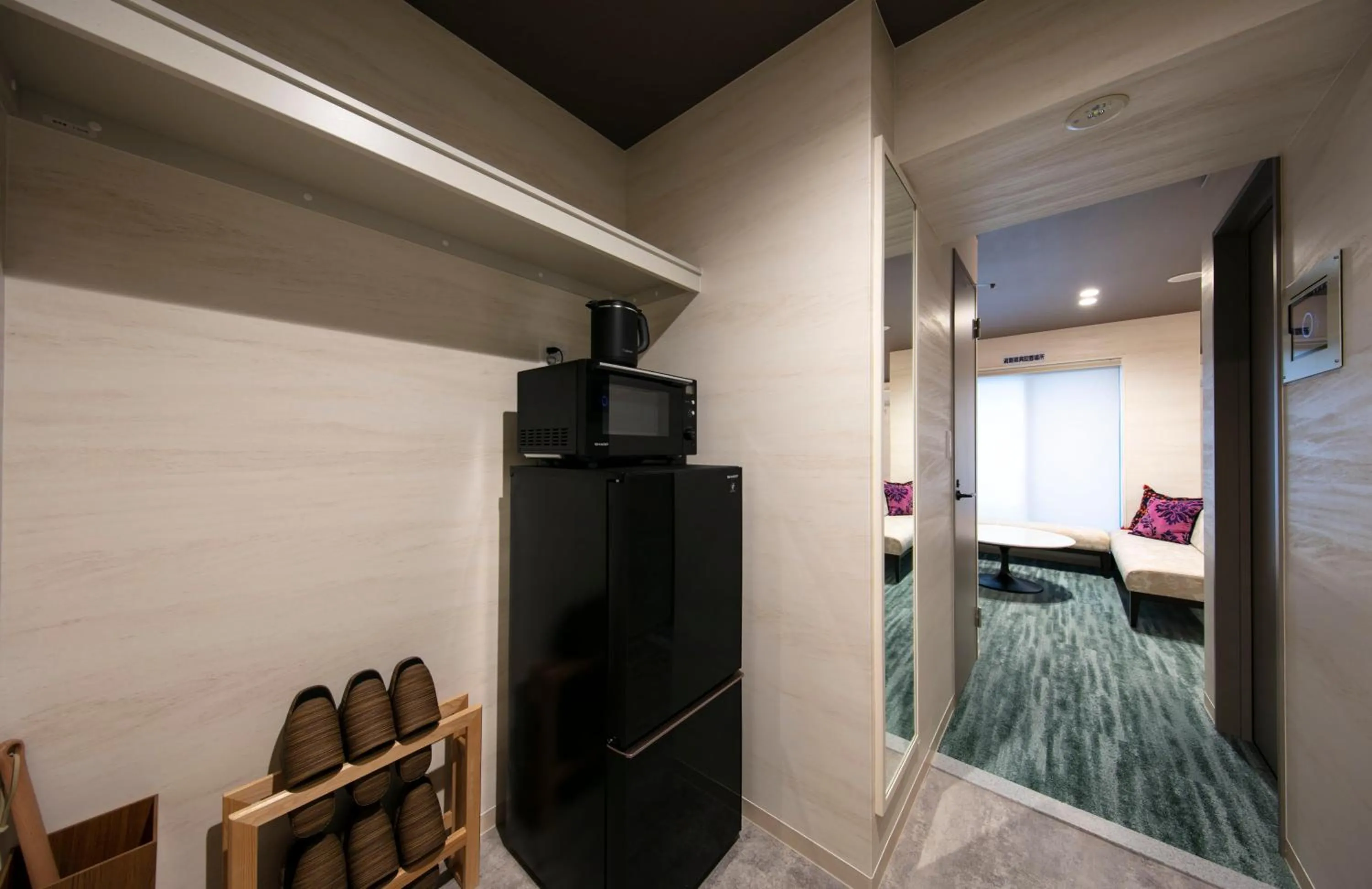 Photo of the whole room in GRAND BASE Takamatsu