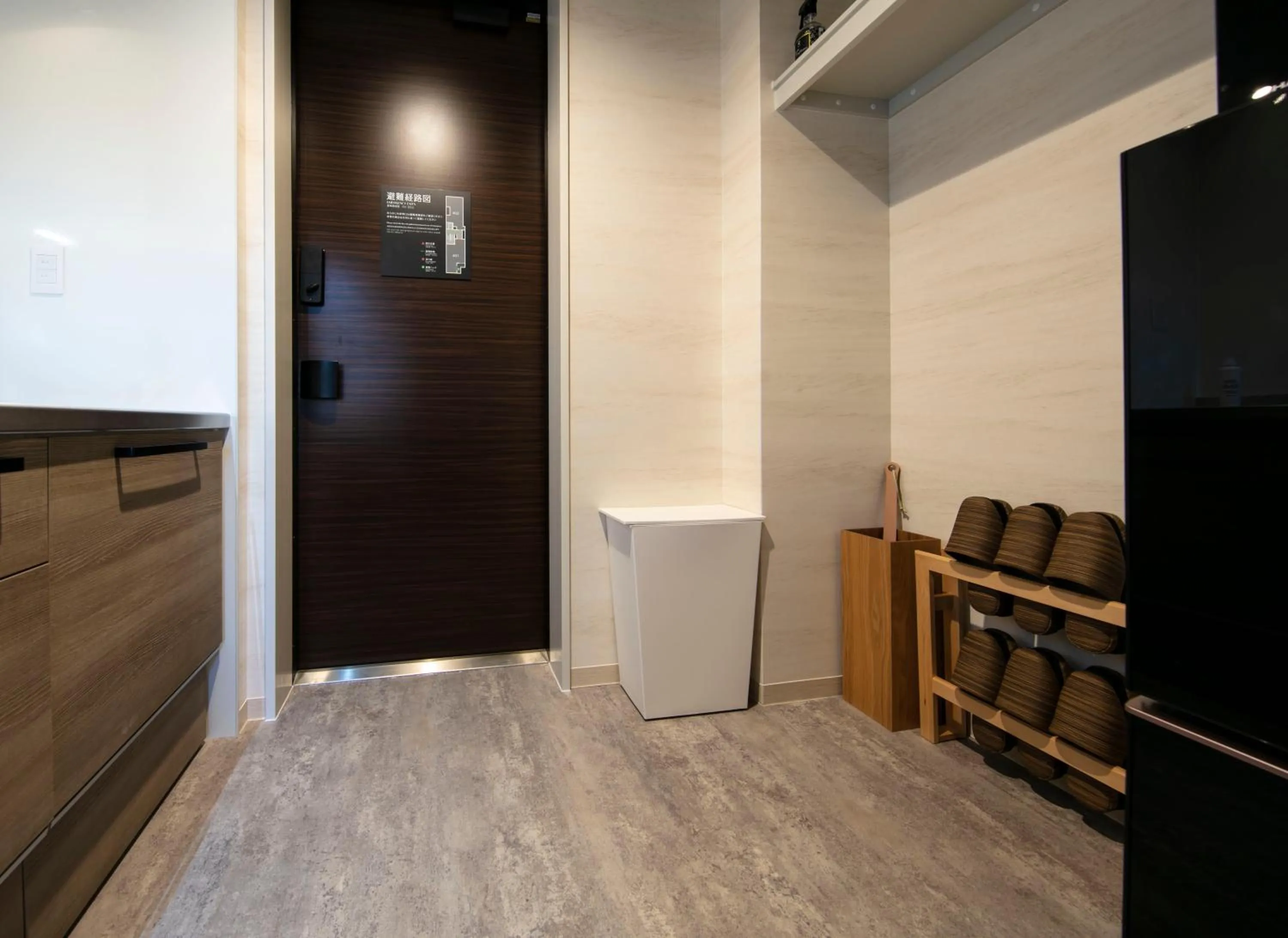 Photo of the whole room in GRAND BASE Takamatsu