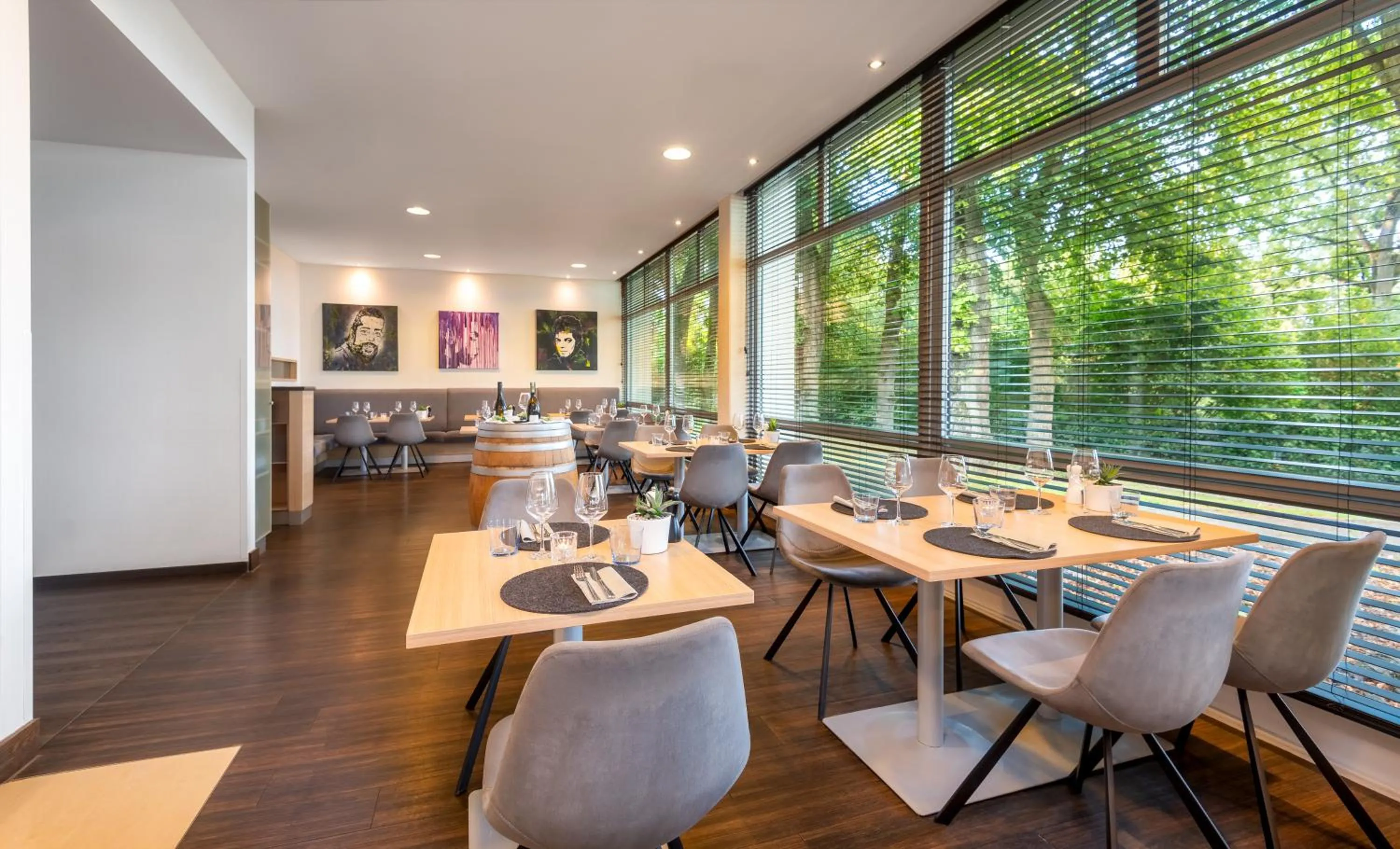 Restaurant/places to eat in Mercure Hotel Bielefeld Johannisberg