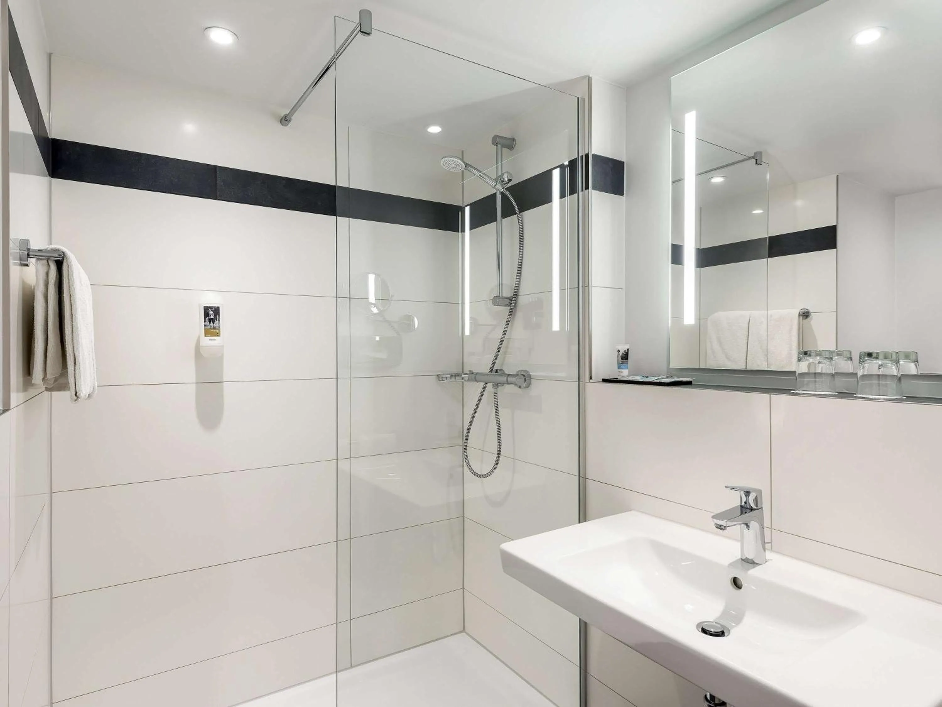 Photo of the whole room in Mercure Hotel Bielefeld Johannisberg