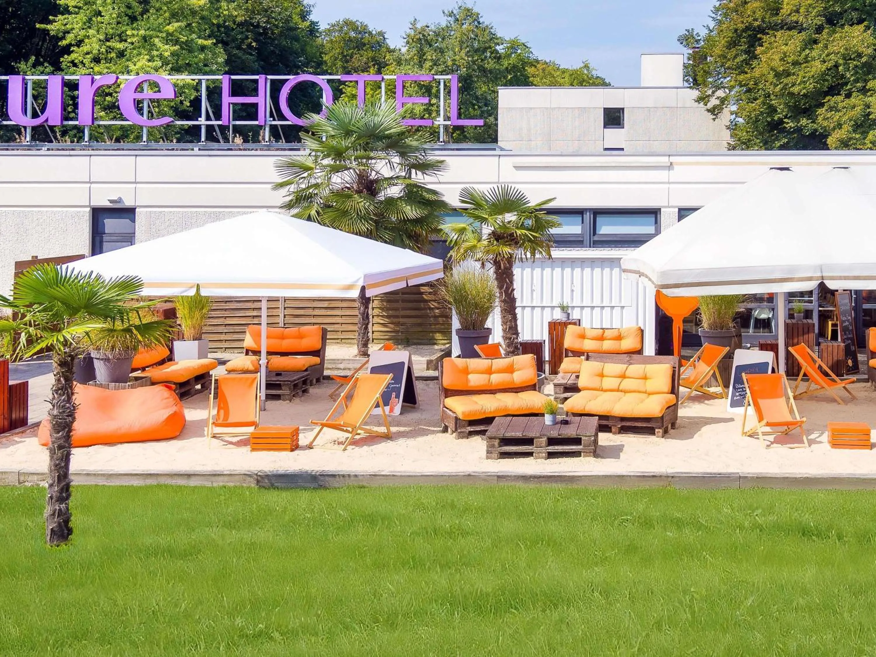 Property building in Mercure Hotel Bielefeld Johannisberg