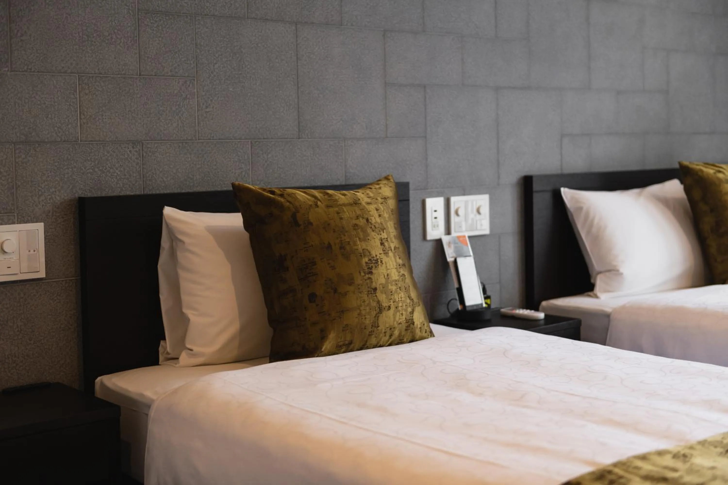 Bed in GRAND BASE Crane