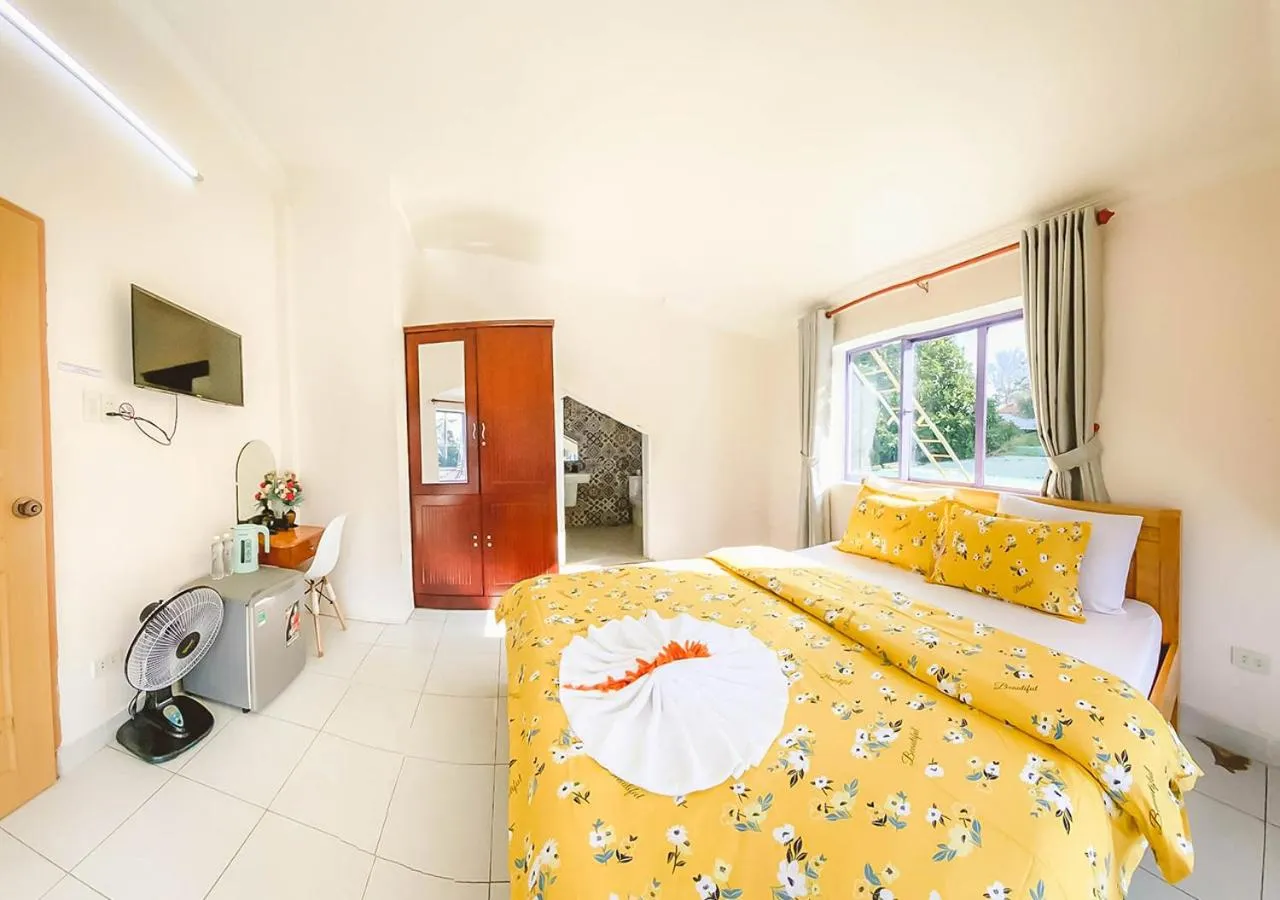 Photo of the whole room, Bed in HOMESTAY THÙY DƯƠNG