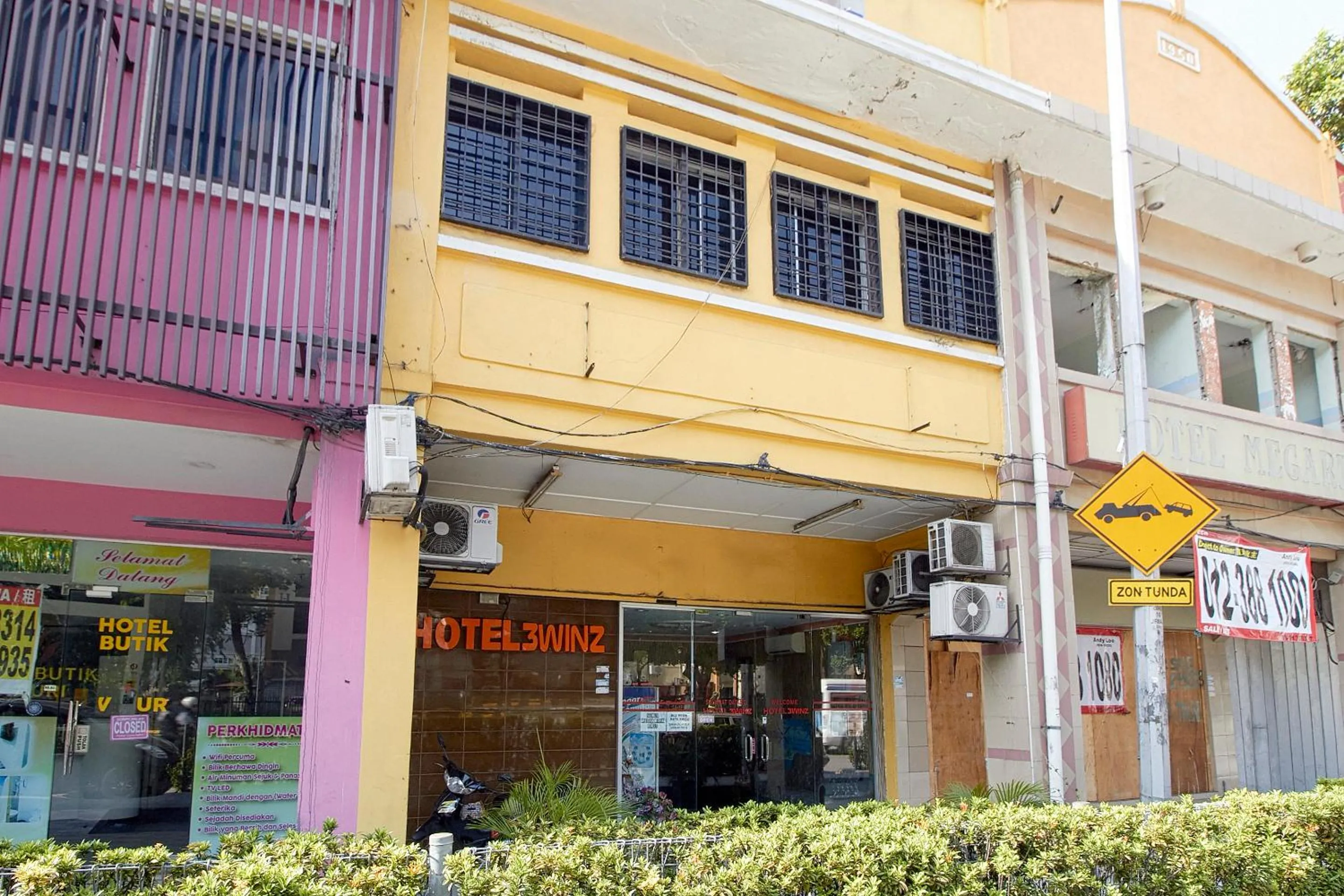 Facade/entrance in Hotel 3Winz Chow Kit Kuala Lumpur