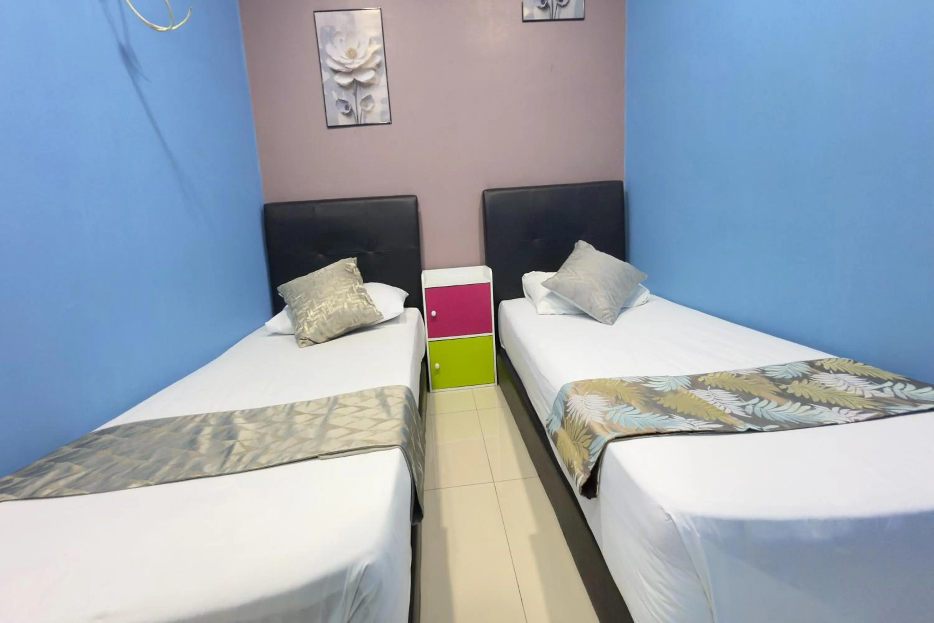 Photo of the whole room, Bed in Hotel 3Winz Chow Kit Kuala Lumpur