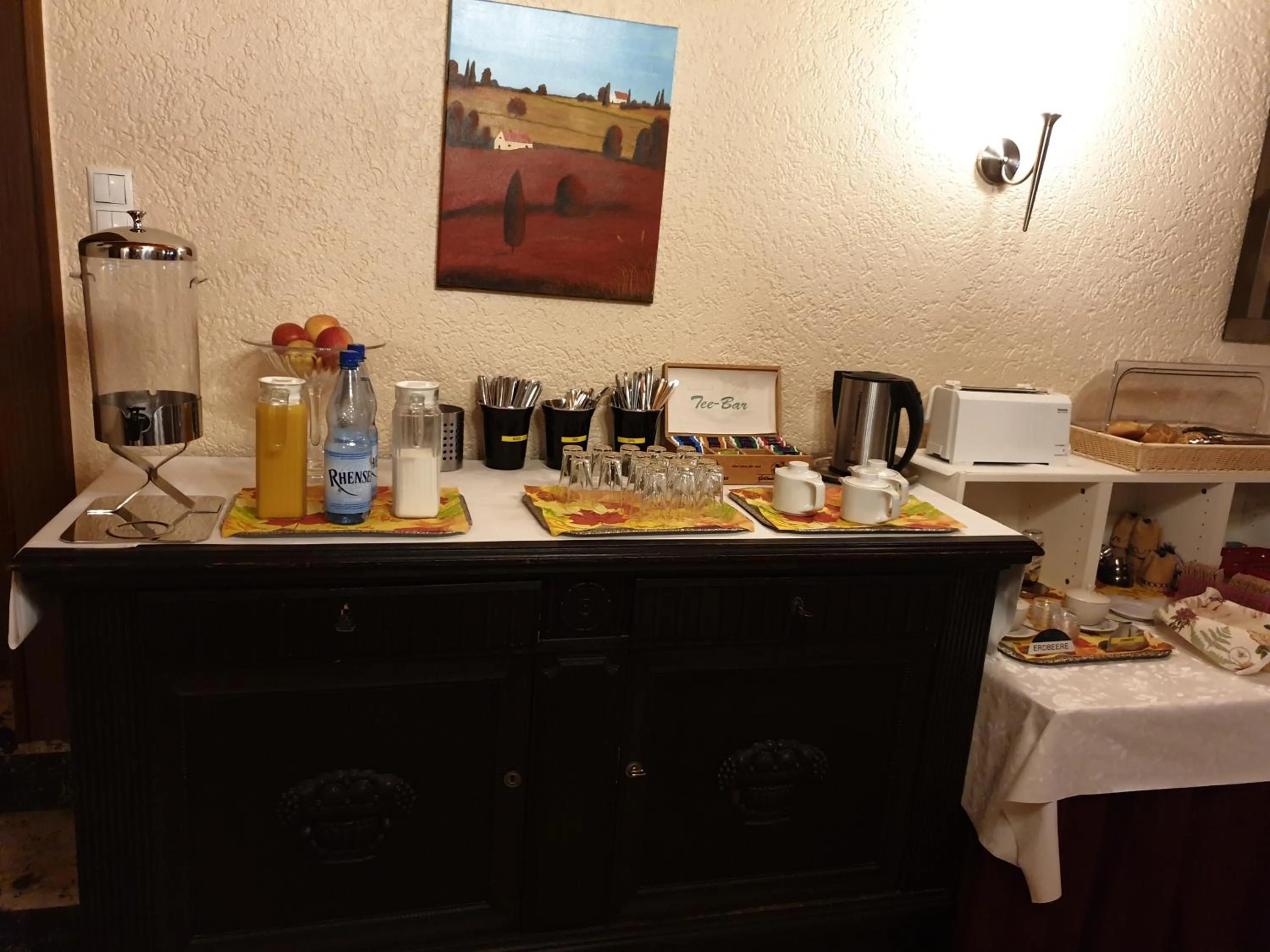 Coffee/tea facilities in Hotel Nassauer Hof