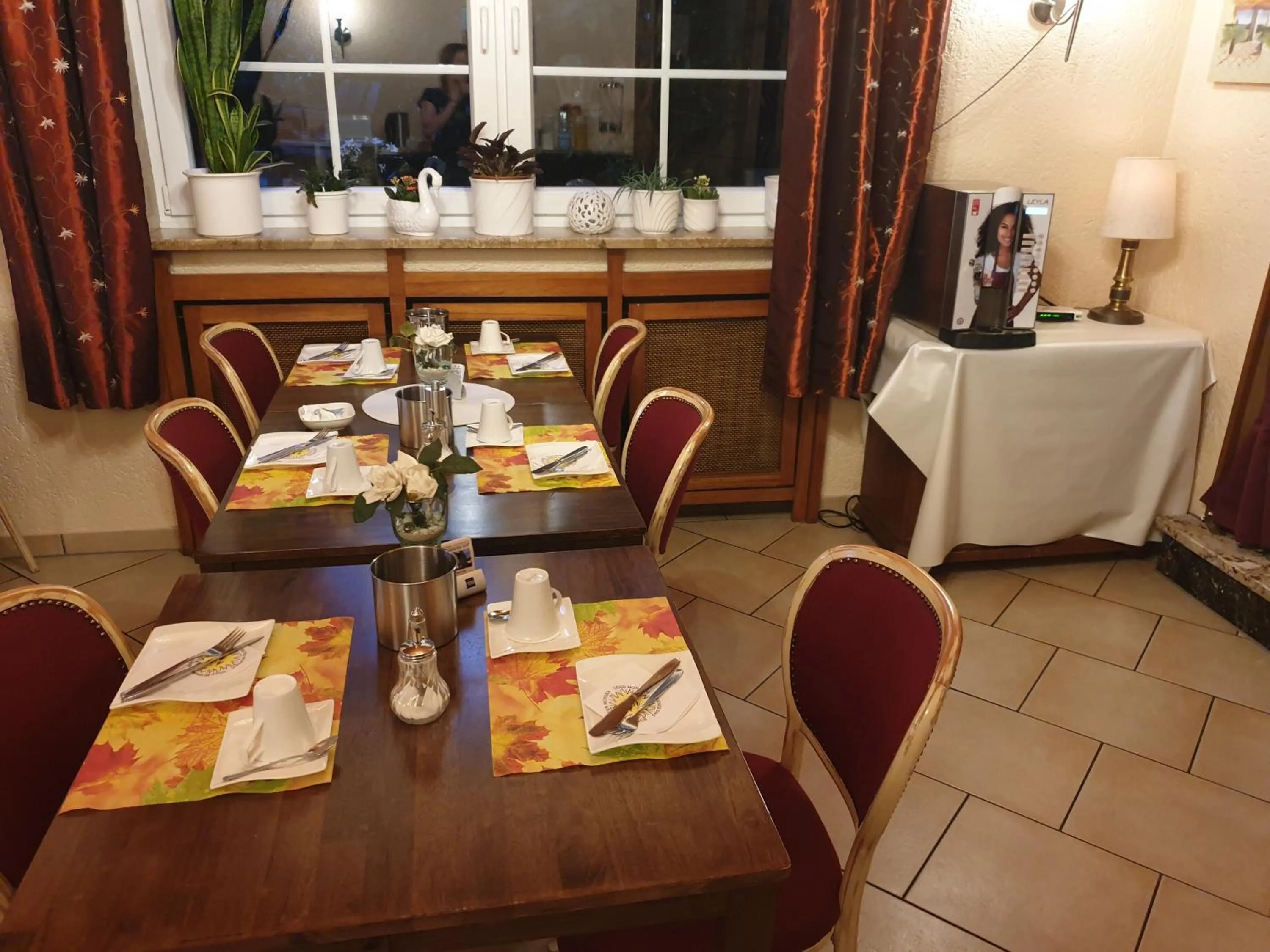 Dining area in Hotel Nassauer Hof