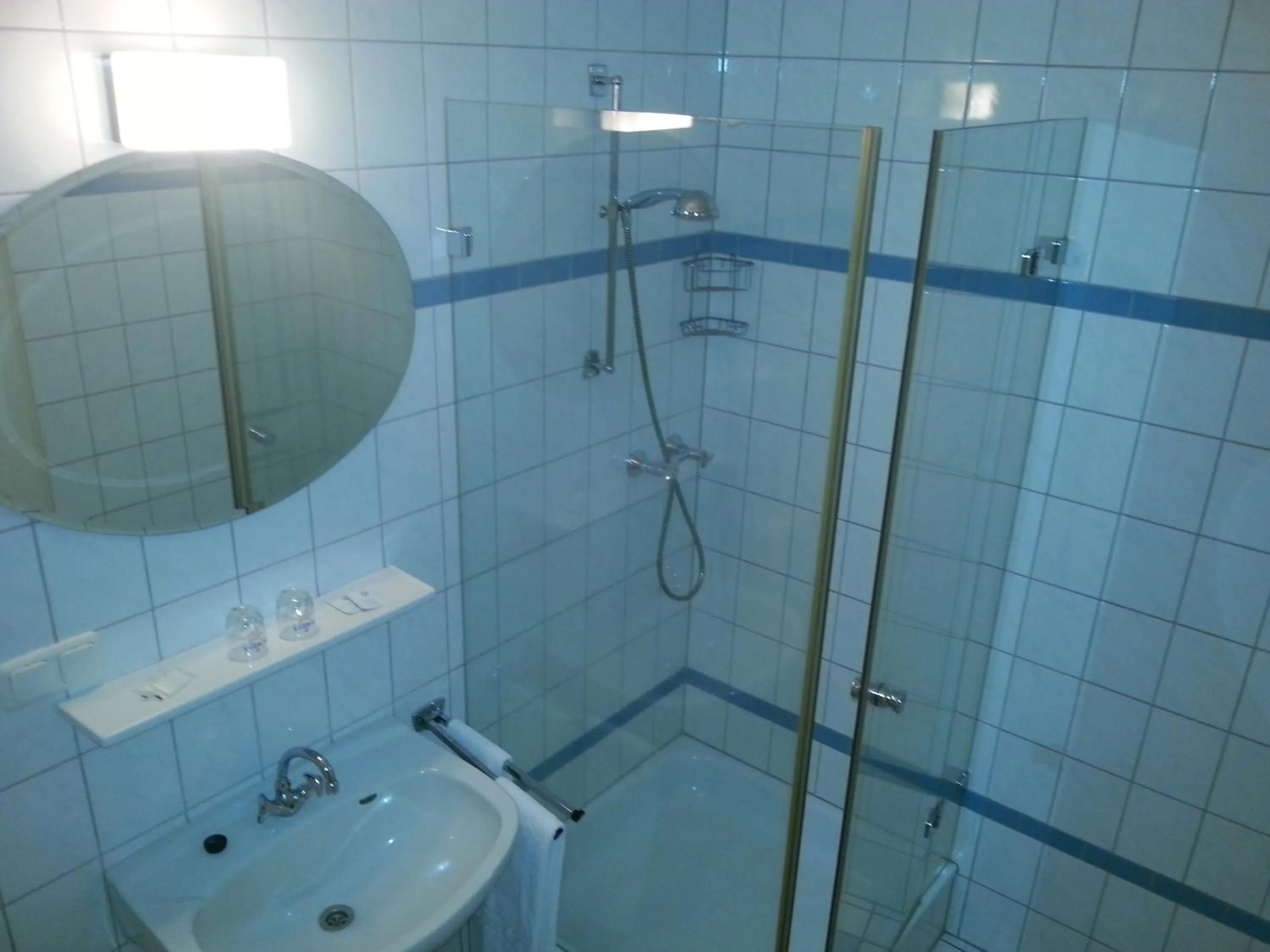 Bathroom in Hotel Restaurant Rückert