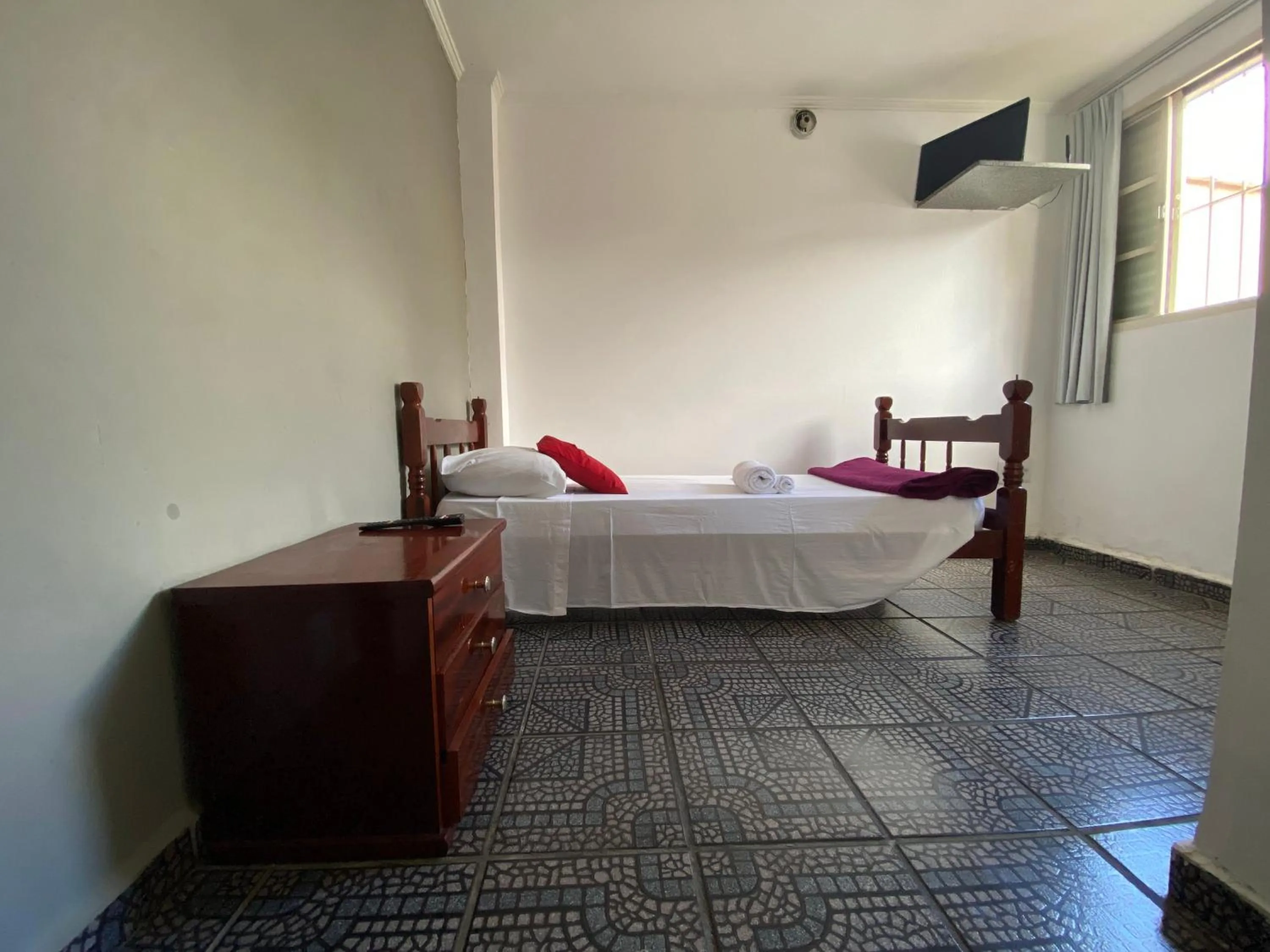 TV and multimedia, Bed in Hotel dos Nobres