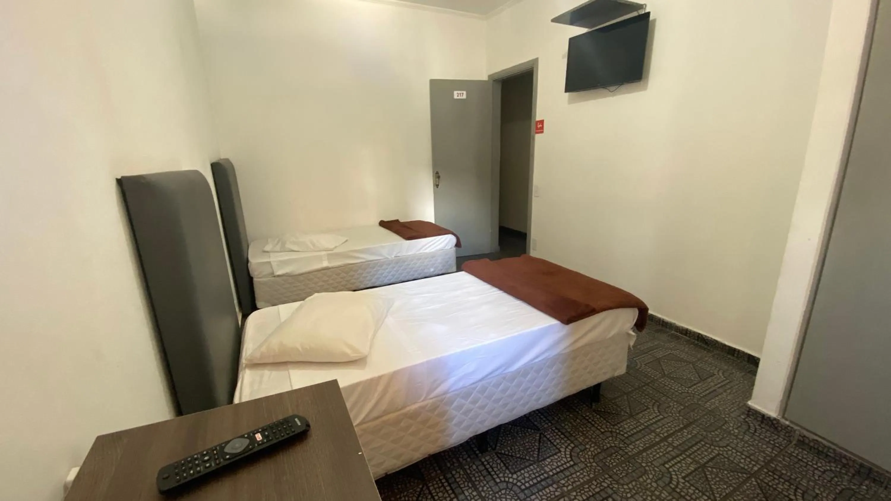 TV and multimedia, Bed in Hotel dos Nobres