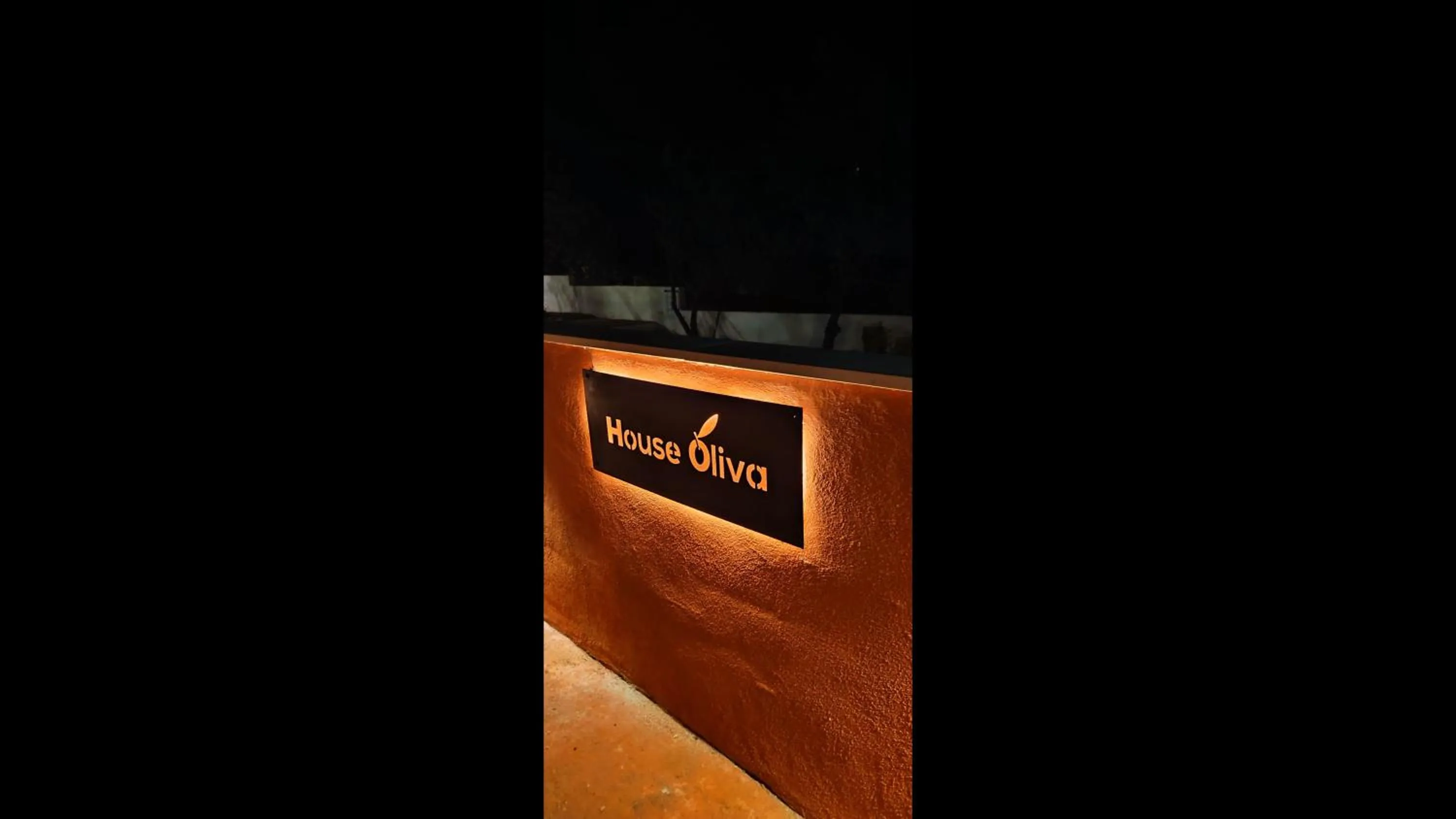 Property Logo/Sign in House with big walled oliva garden