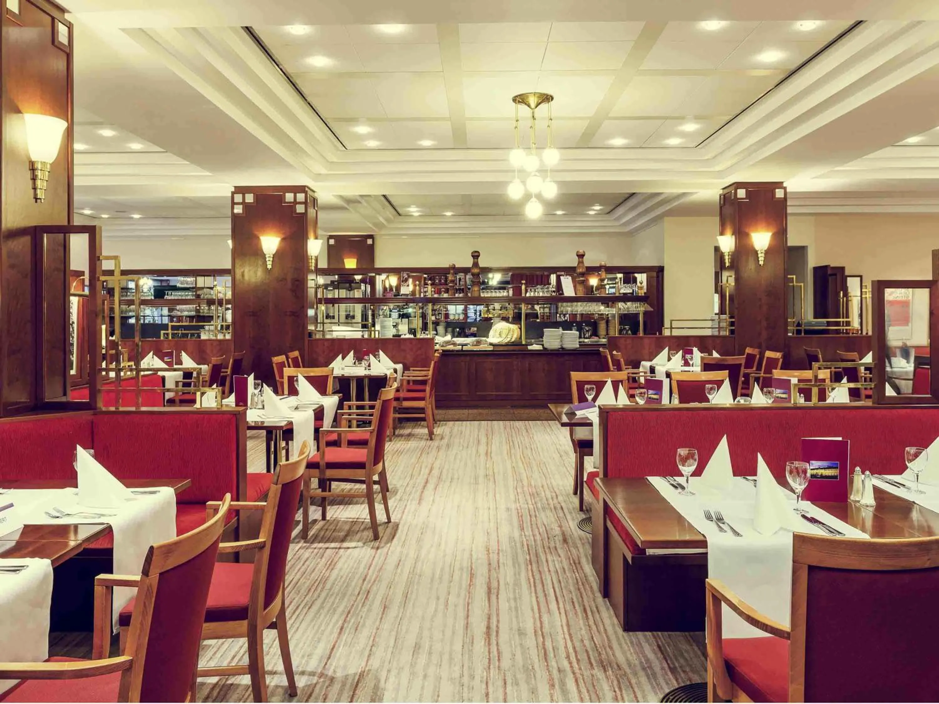 Restaurant/places to eat in Mercure Hotel Potsdam City