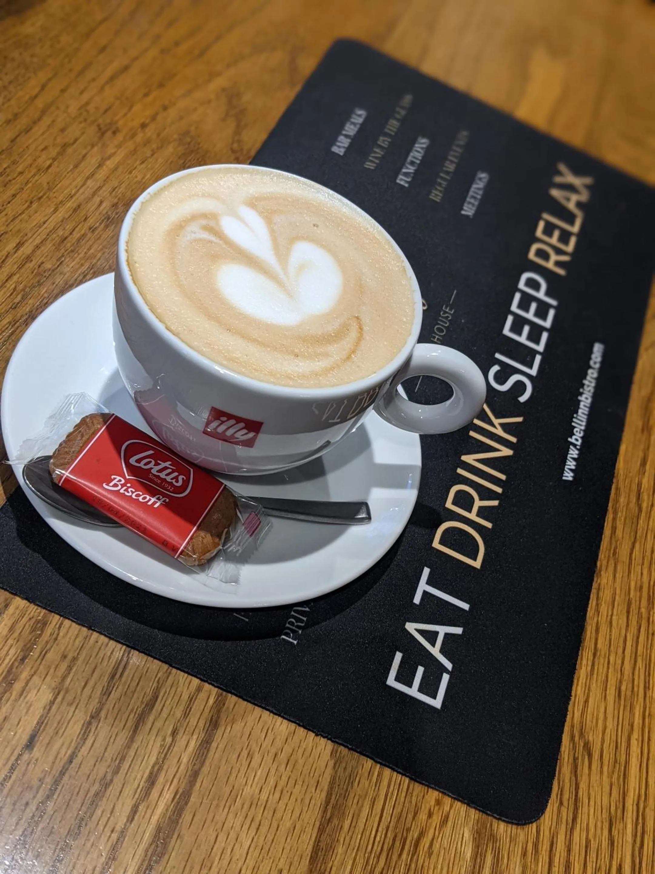 Food and drinks in The Bell Inn