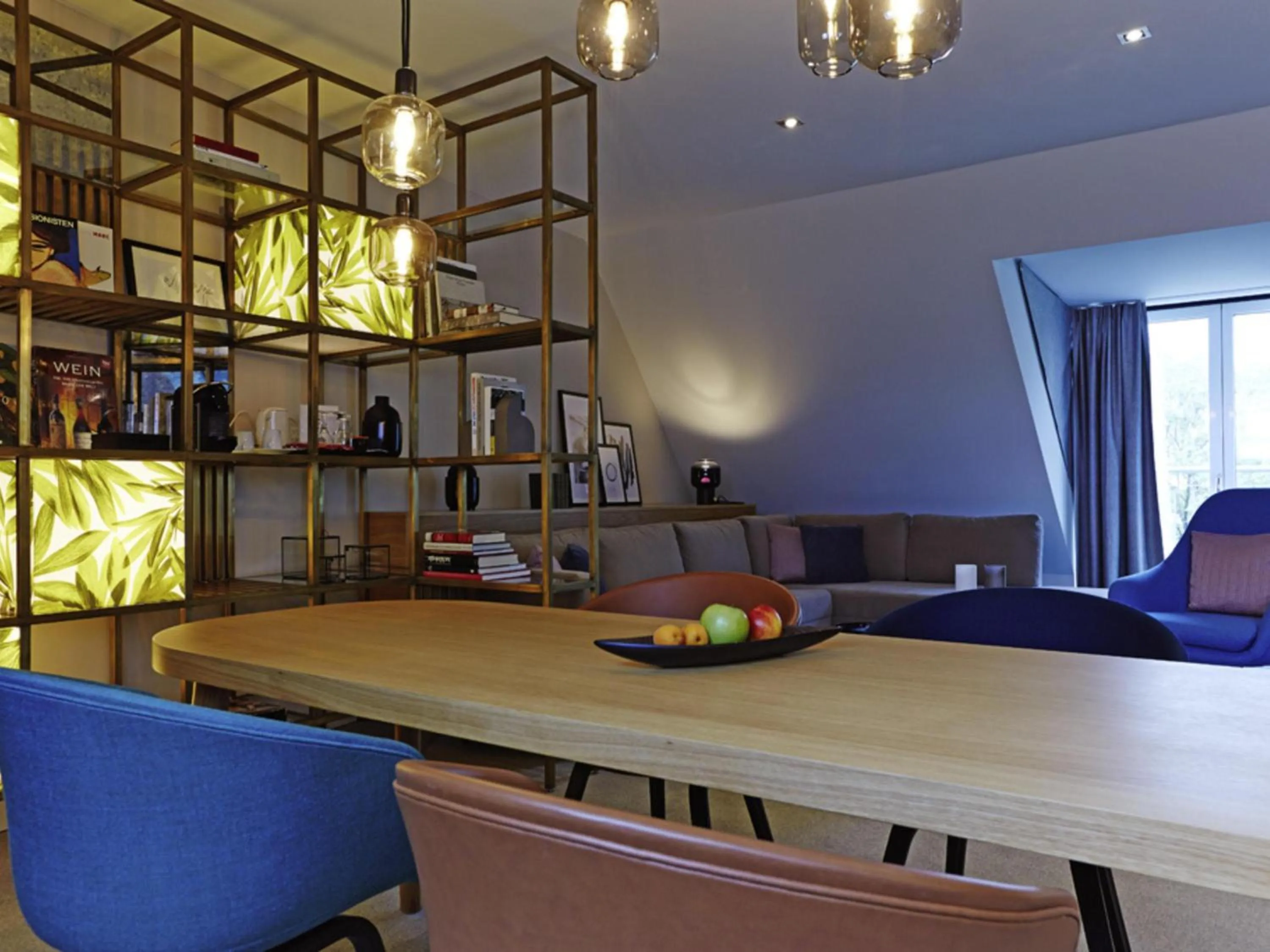 Bedroom in Novotel München City