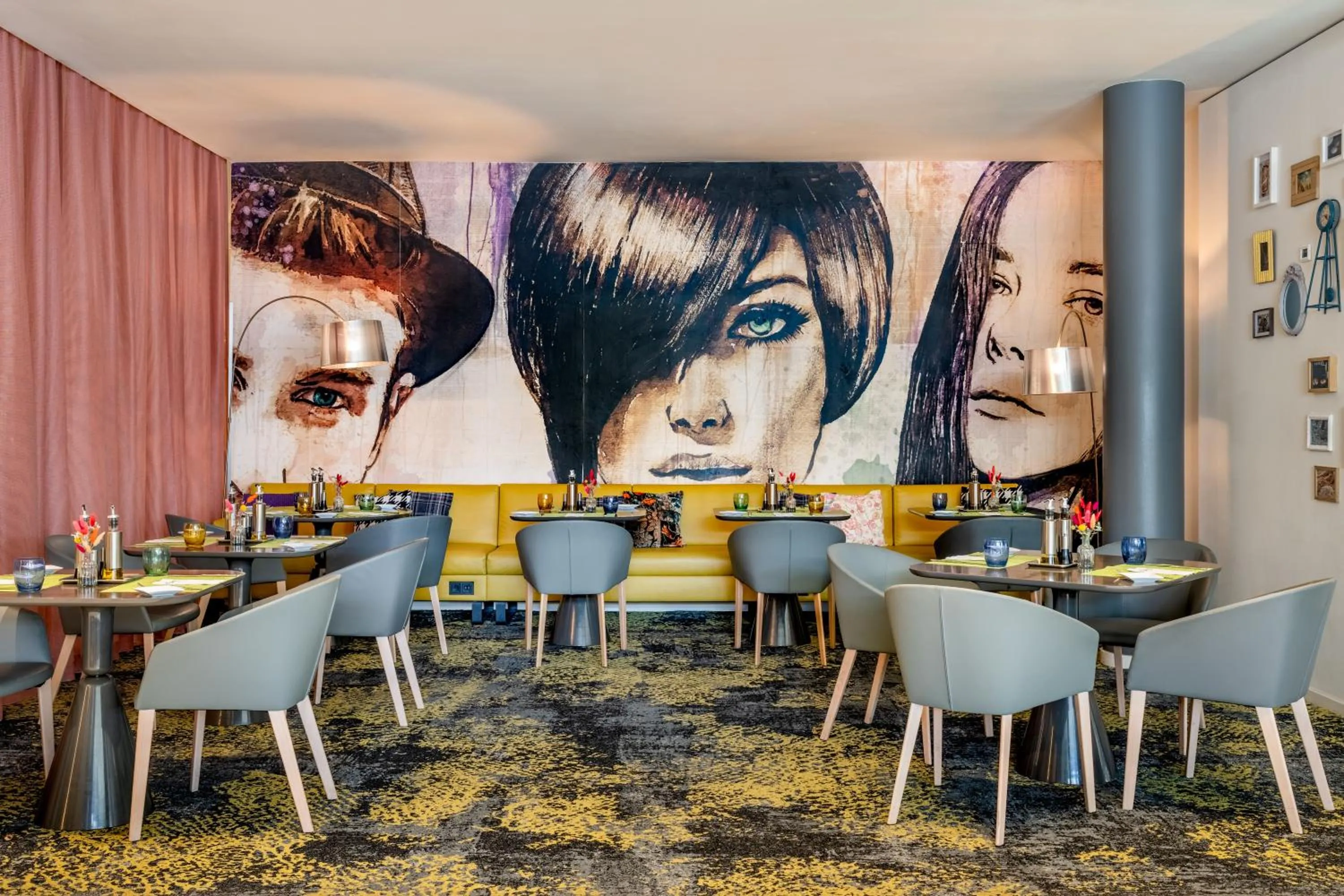 Restaurant/places to eat in Novotel München City