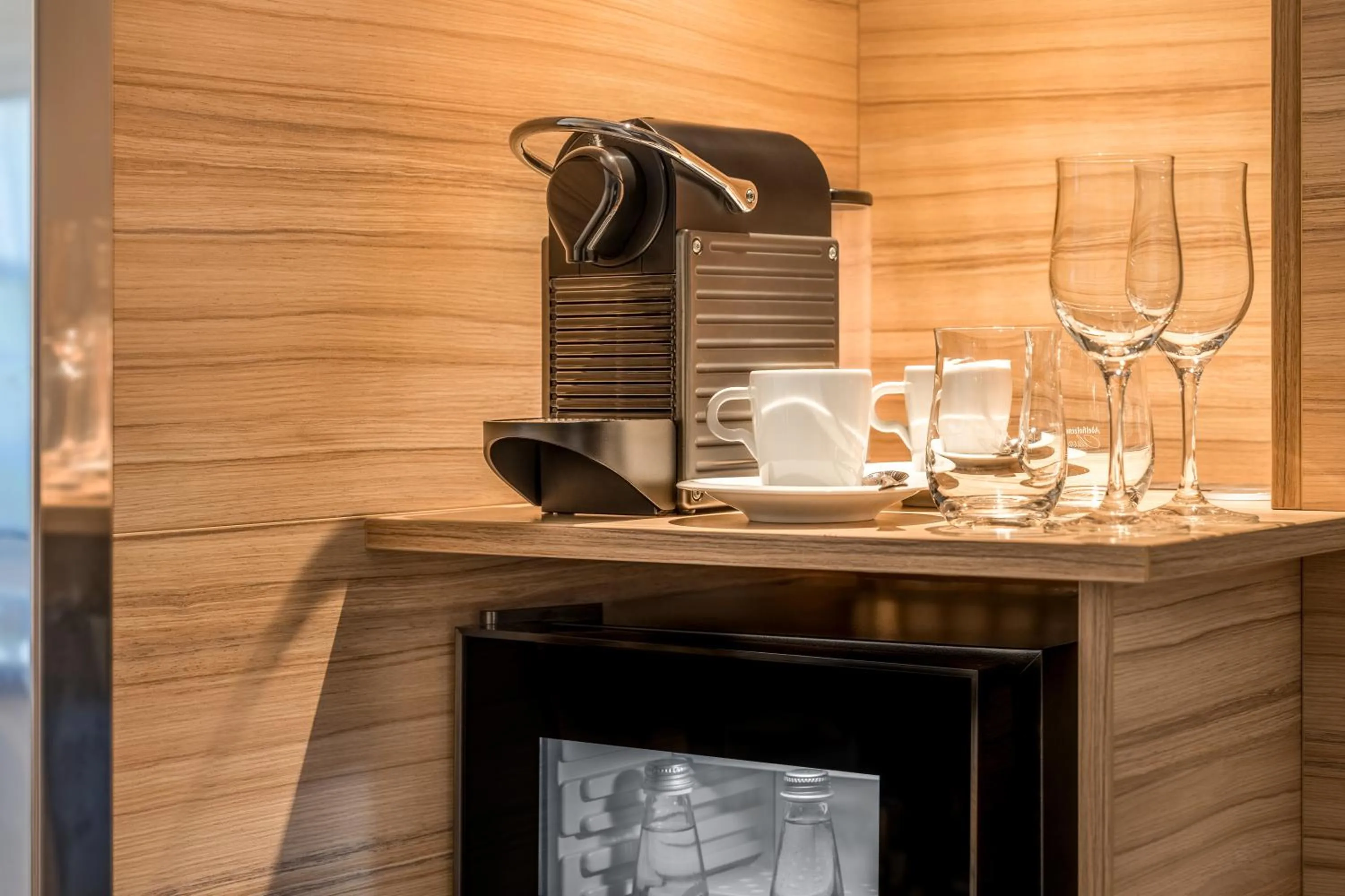 Coffee/tea facilities in Novotel München City