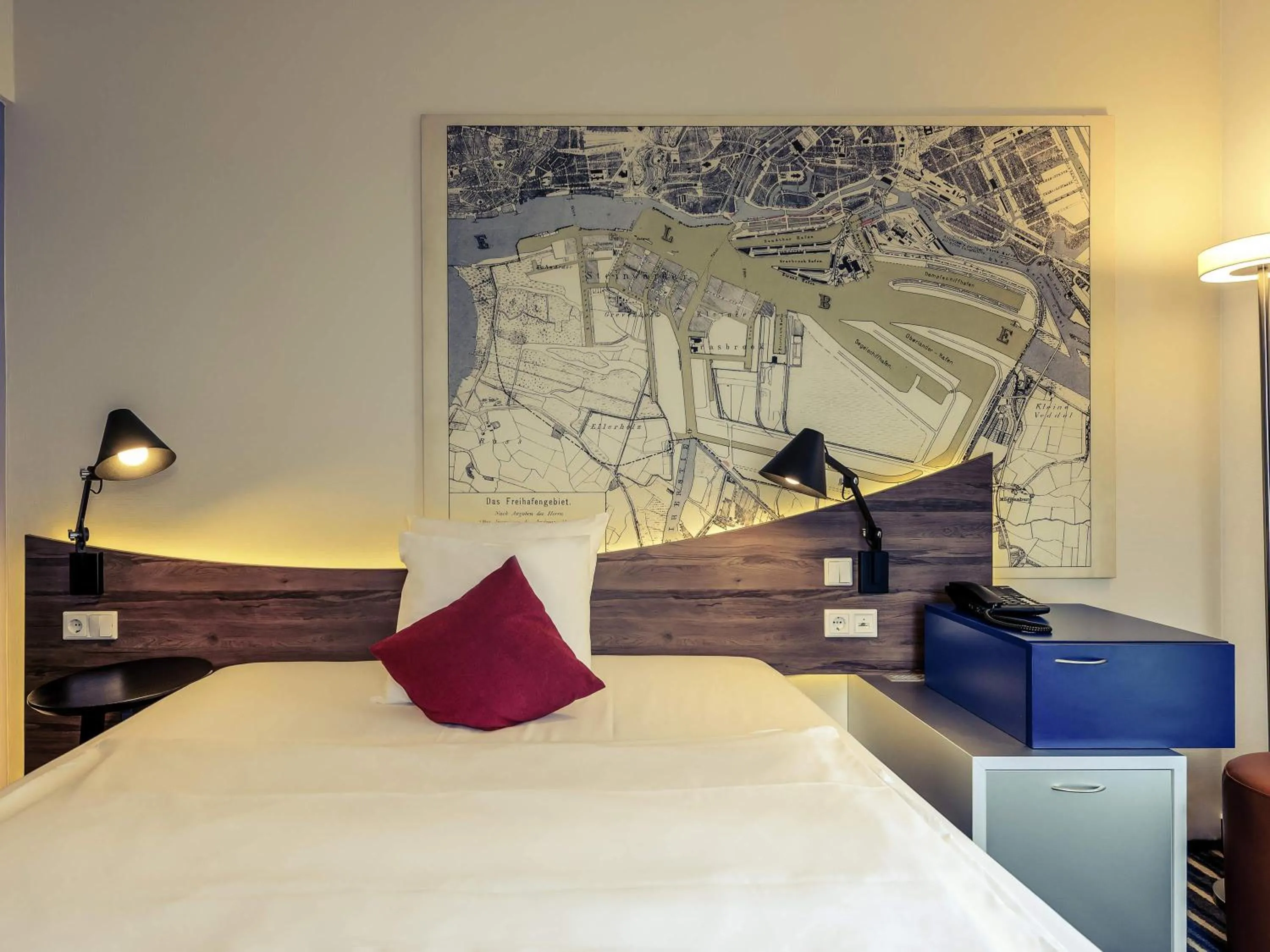 Bedroom, Bed in Mercure Hotel Hamburg Mitte