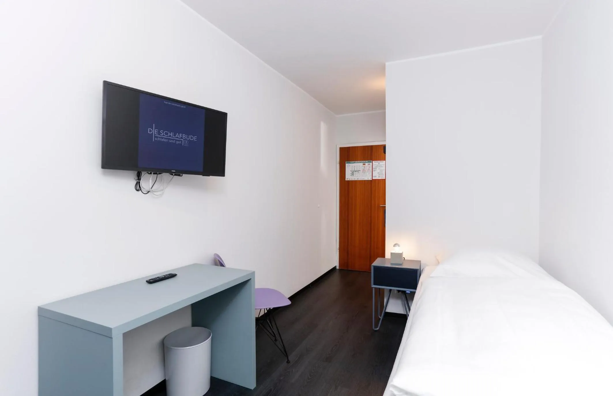 TV and multimedia, Bed in Die Schlafbude