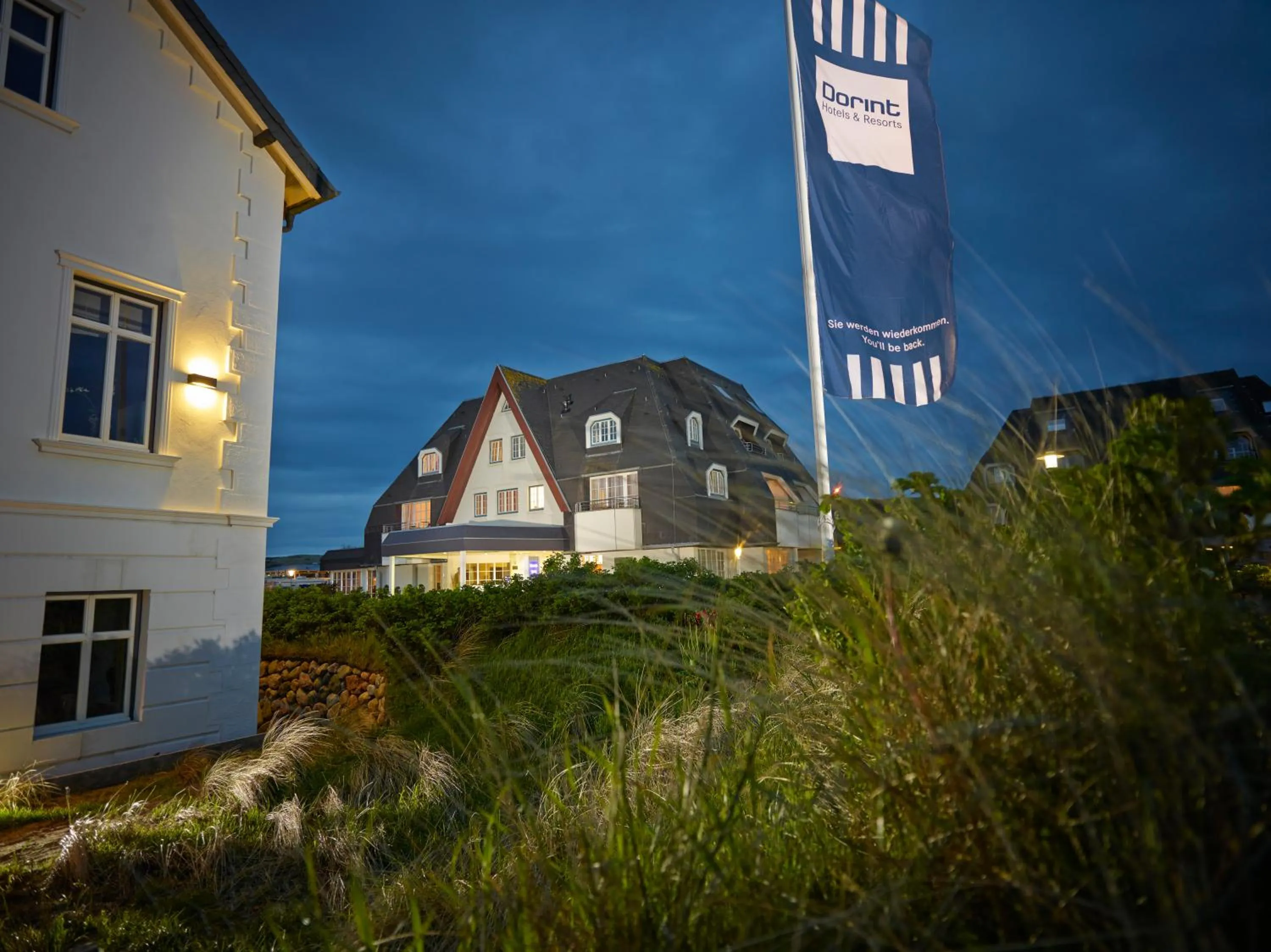 Facade/entrance in Dorint Strandresort & Spa Westerland/Sylt