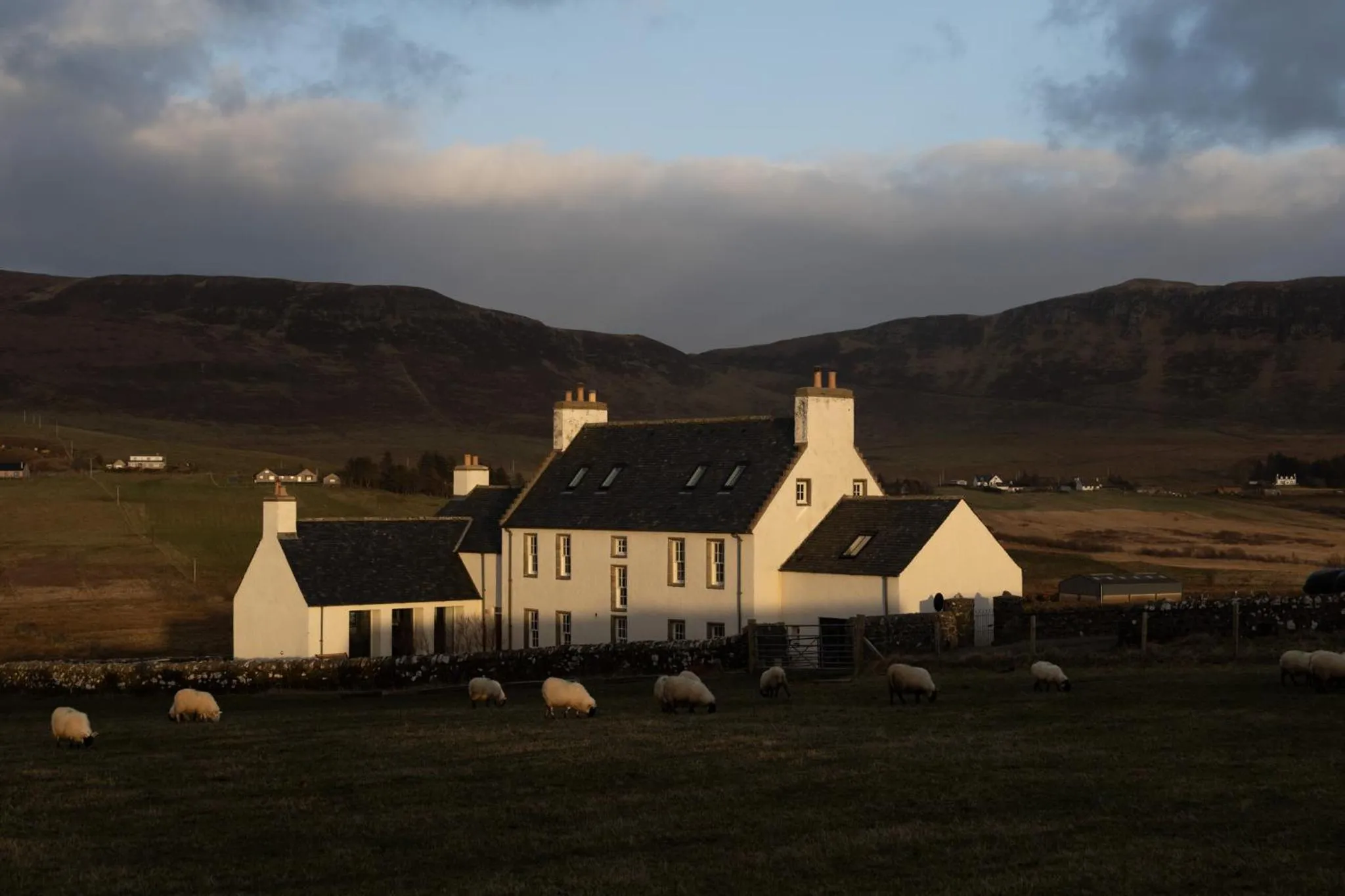 Property building in Monkstadt 1745 Restaurant with Rooms