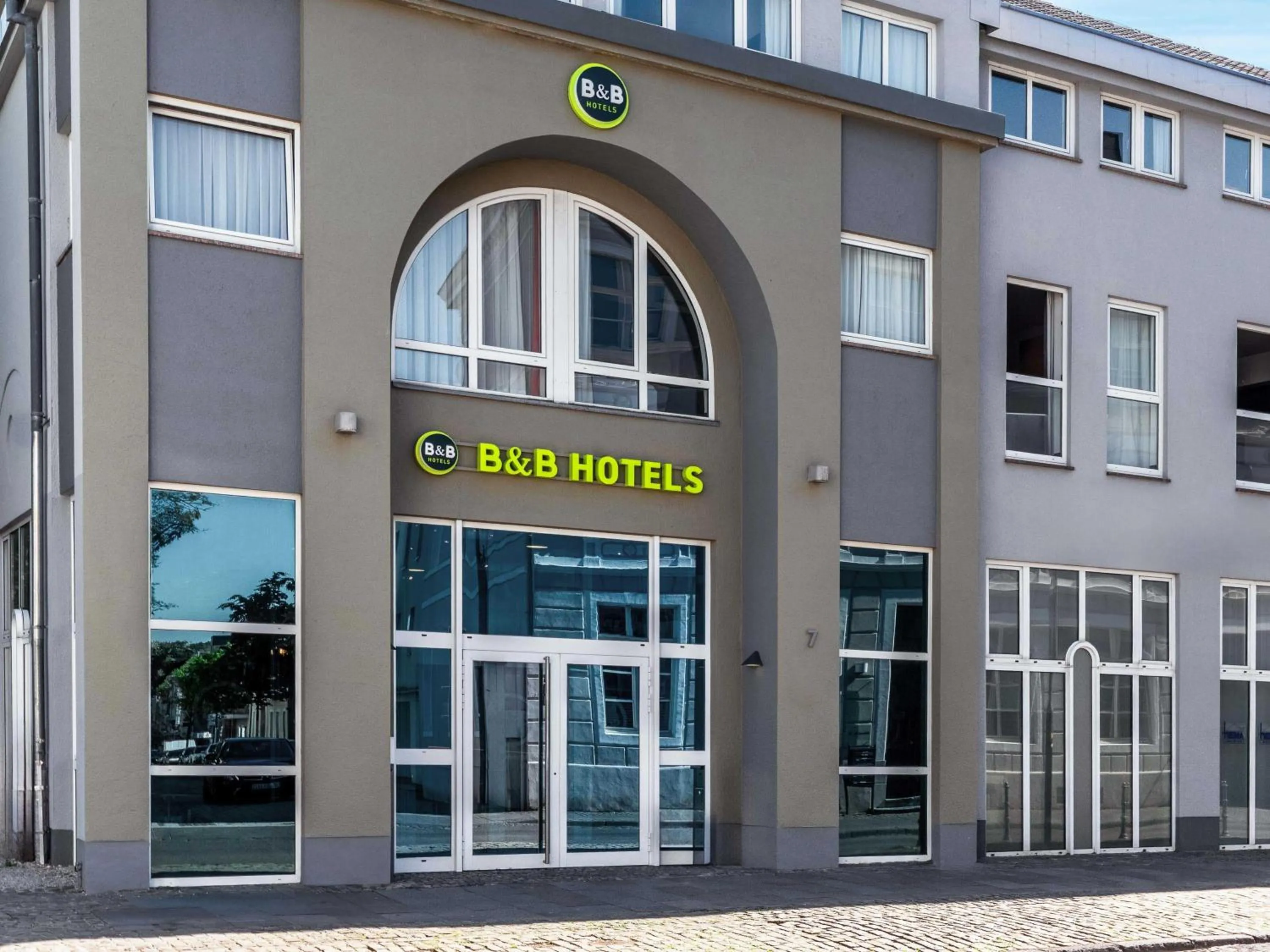 Property building in B&B HOTEL Eschweiler