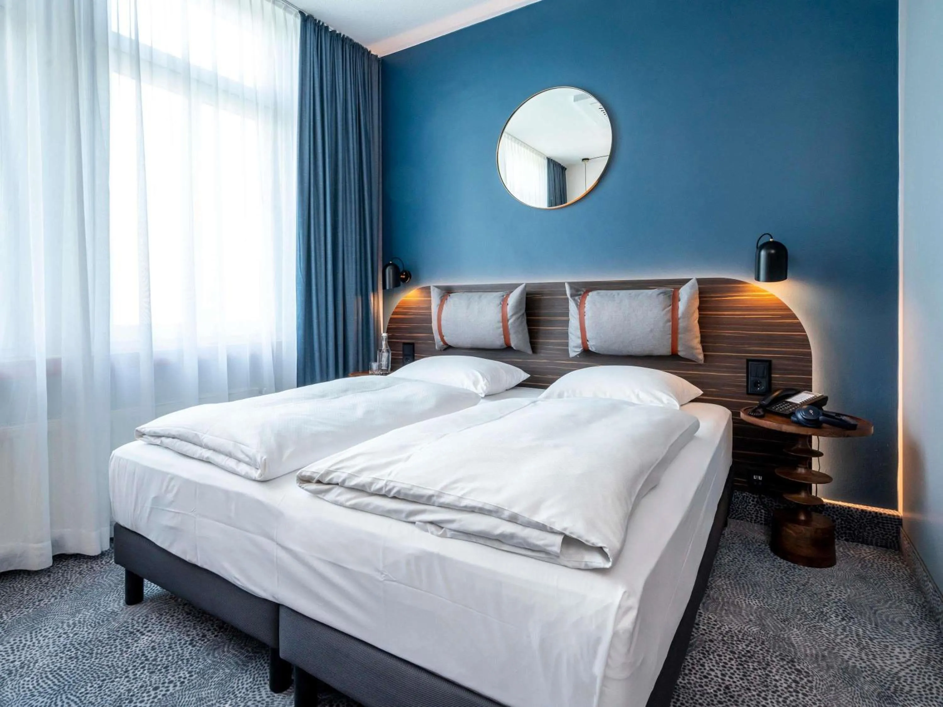 Bedroom, Bed in Mercure Hotel Luebeck City Center