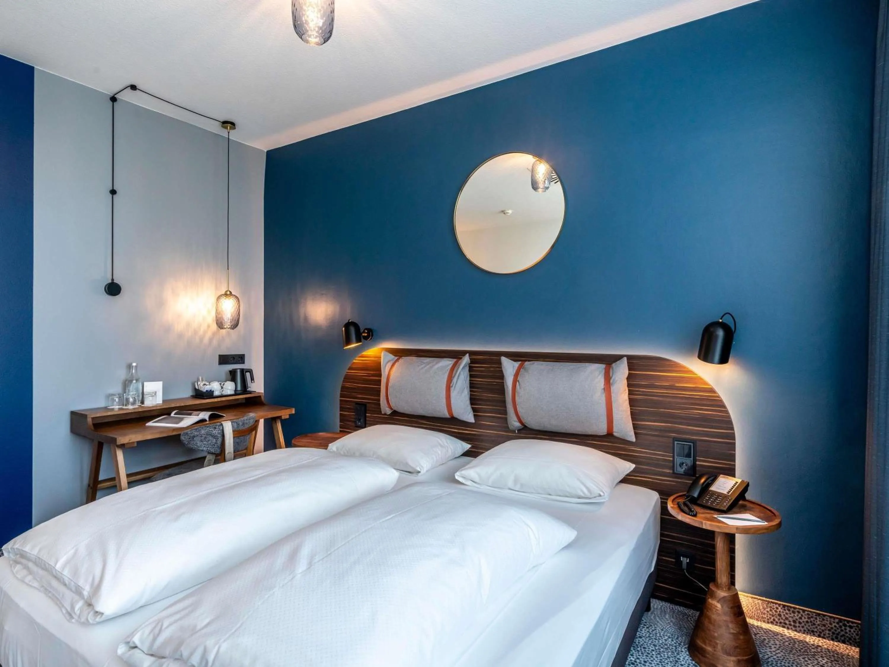 Bedroom, Bed in Mercure Hotel Luebeck City Center