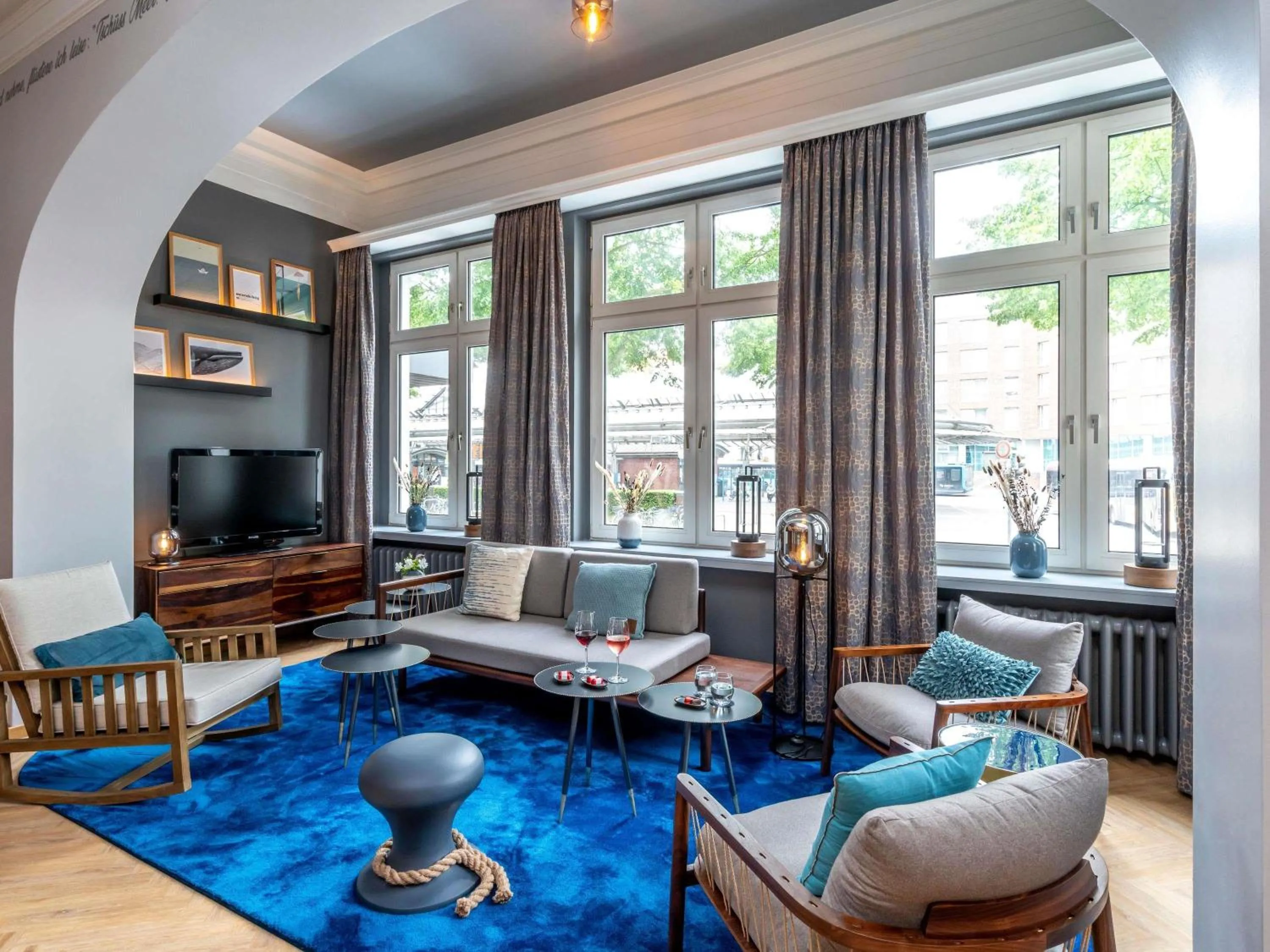 Lounge or bar in Mercure Hotel Luebeck City Center