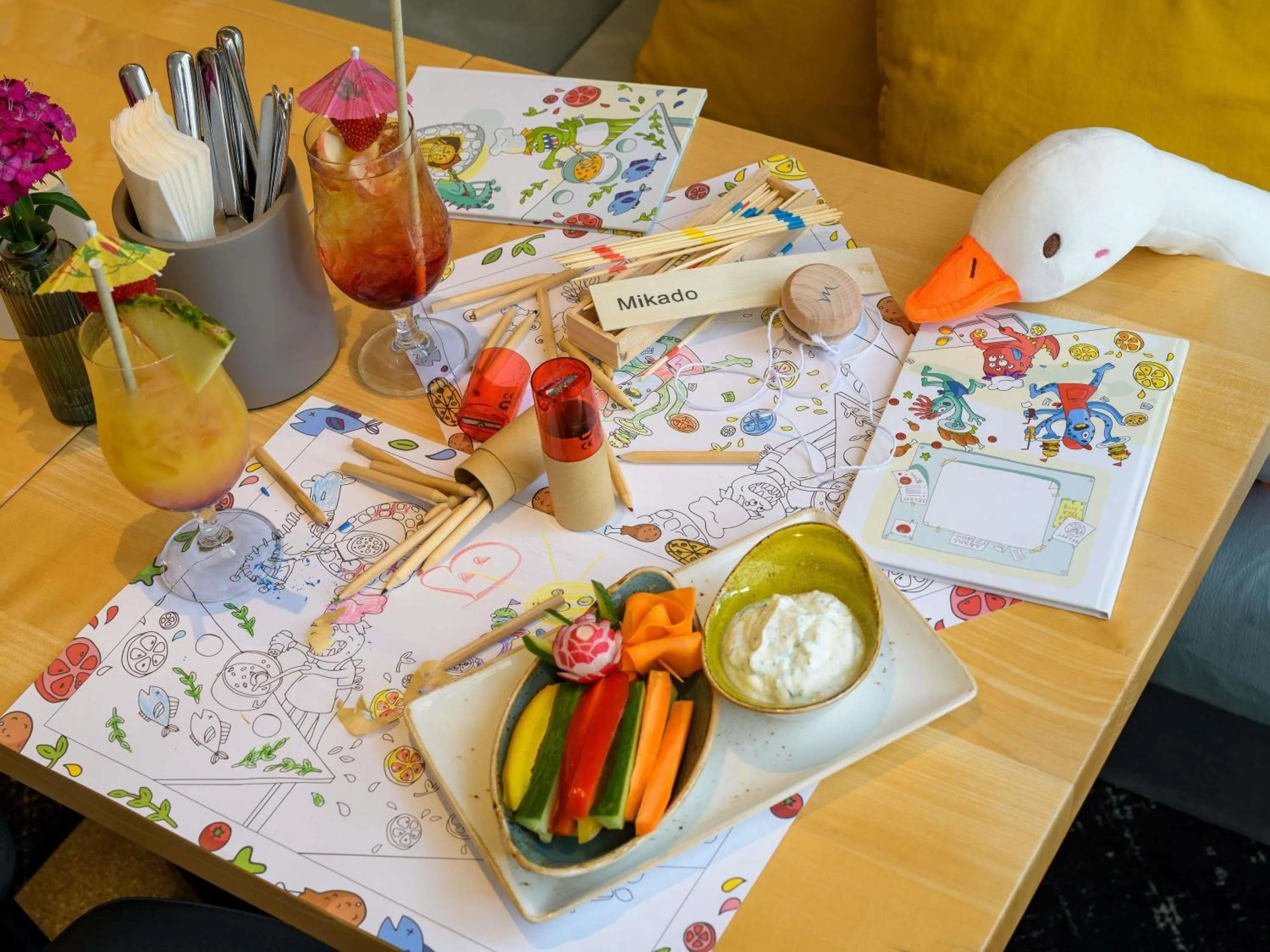 Restaurant/places to eat in Mercure Hotel Köln West