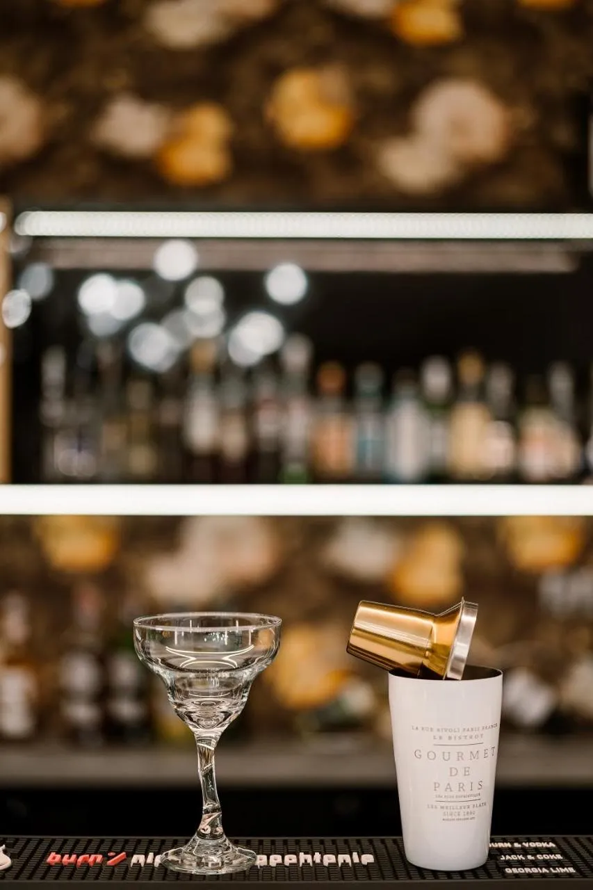 Restaurant/places to eat in Hotel Polonia